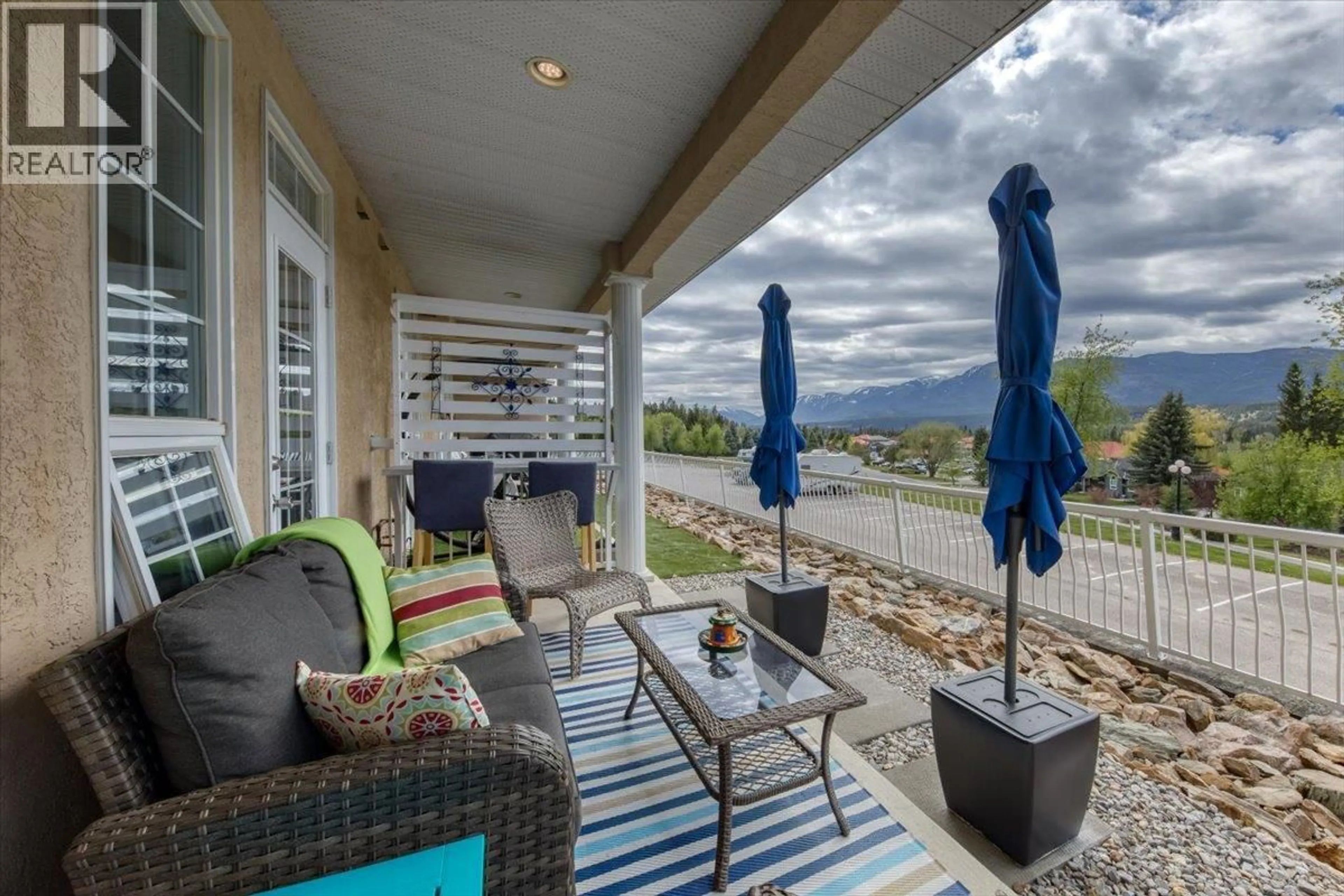 Patio, water/lake/river/ocean view for 3003 - 5052 RIVERVIEW ROAD, Fairmont Hot Springs British Columbia V0B1L1