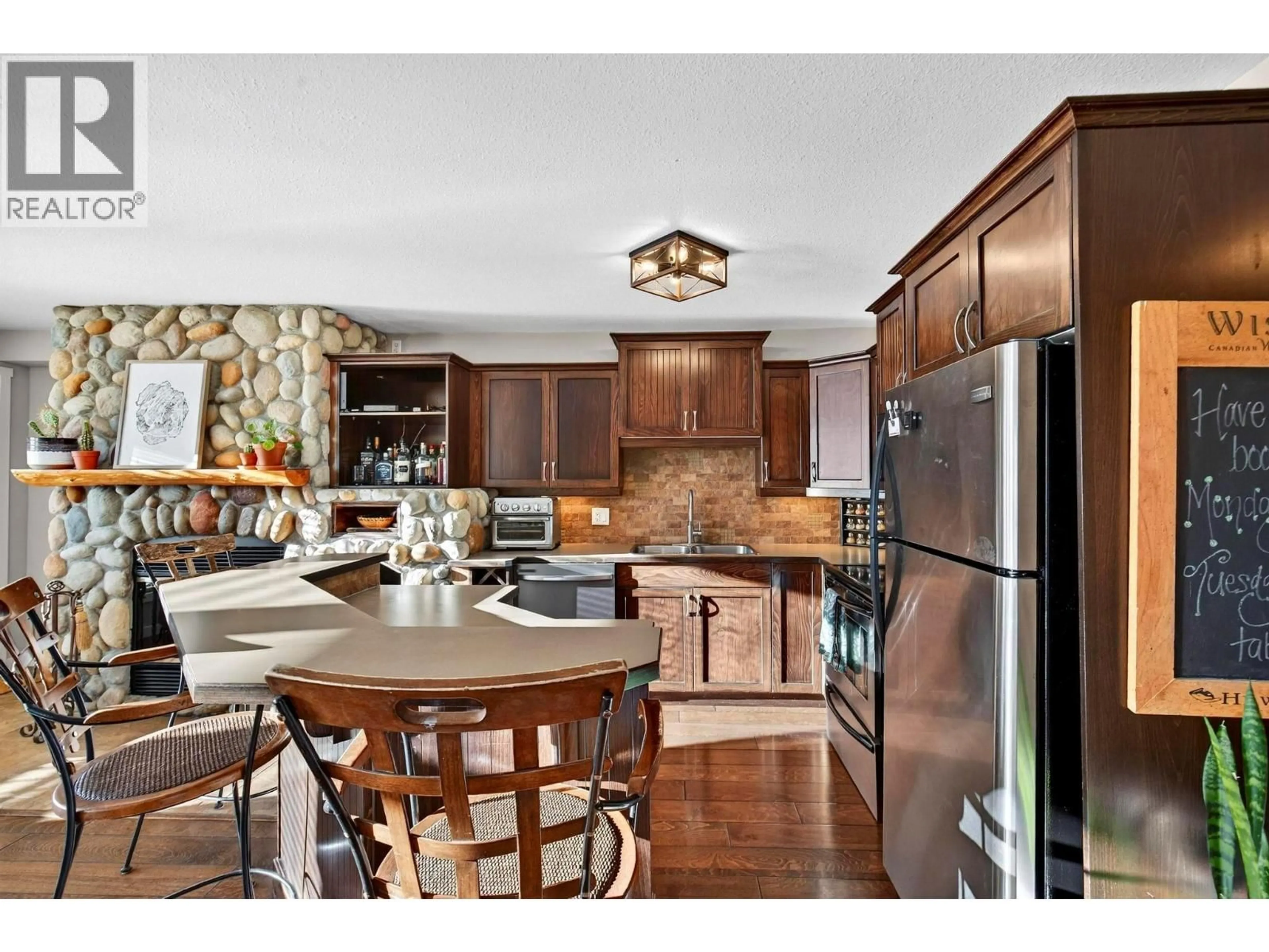 Open concept kitchen, unknown for 104 - 7375 PORCUPINE ROAD, Big White British Columbia V1P1T4