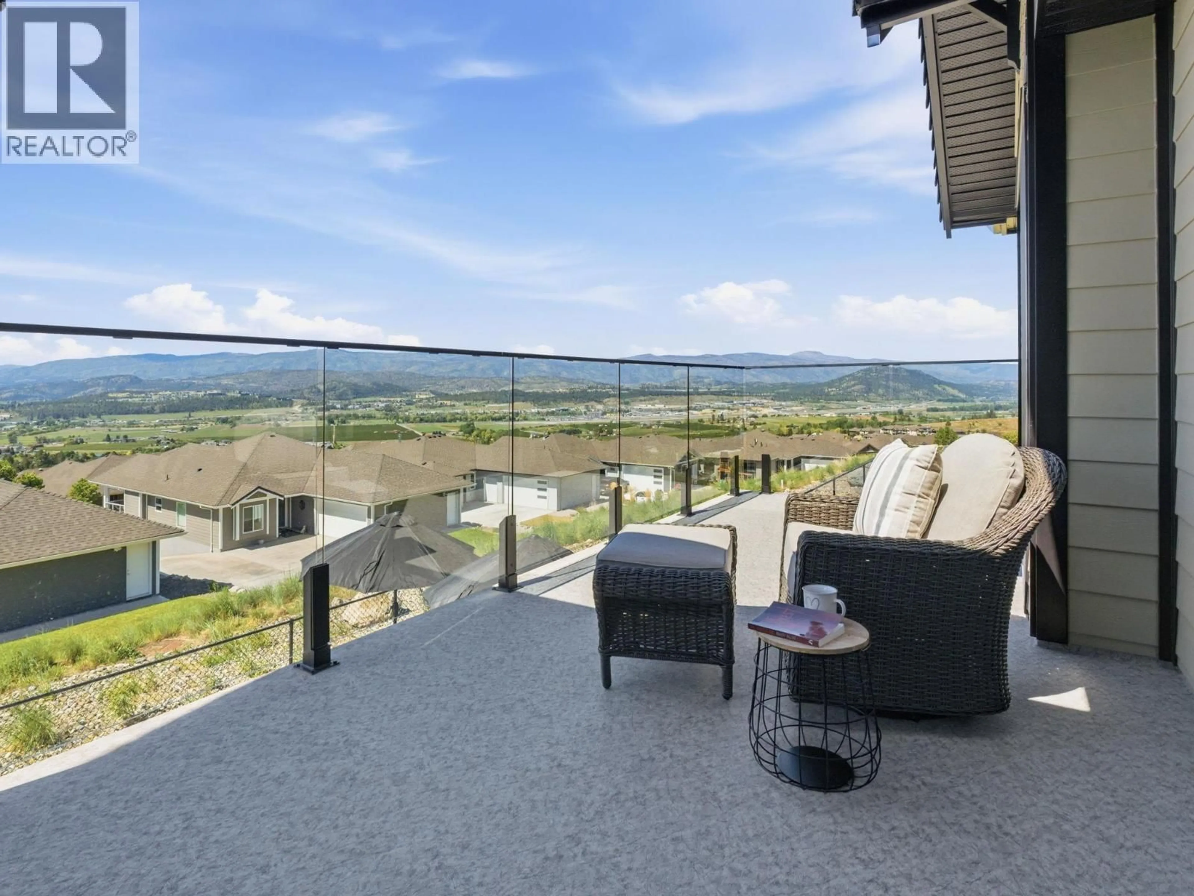 Balcony in the apartment, water/lake/river/ocean view for 3622 SEMINOLE ROAD, Kelowna British Columbia V1X0C1