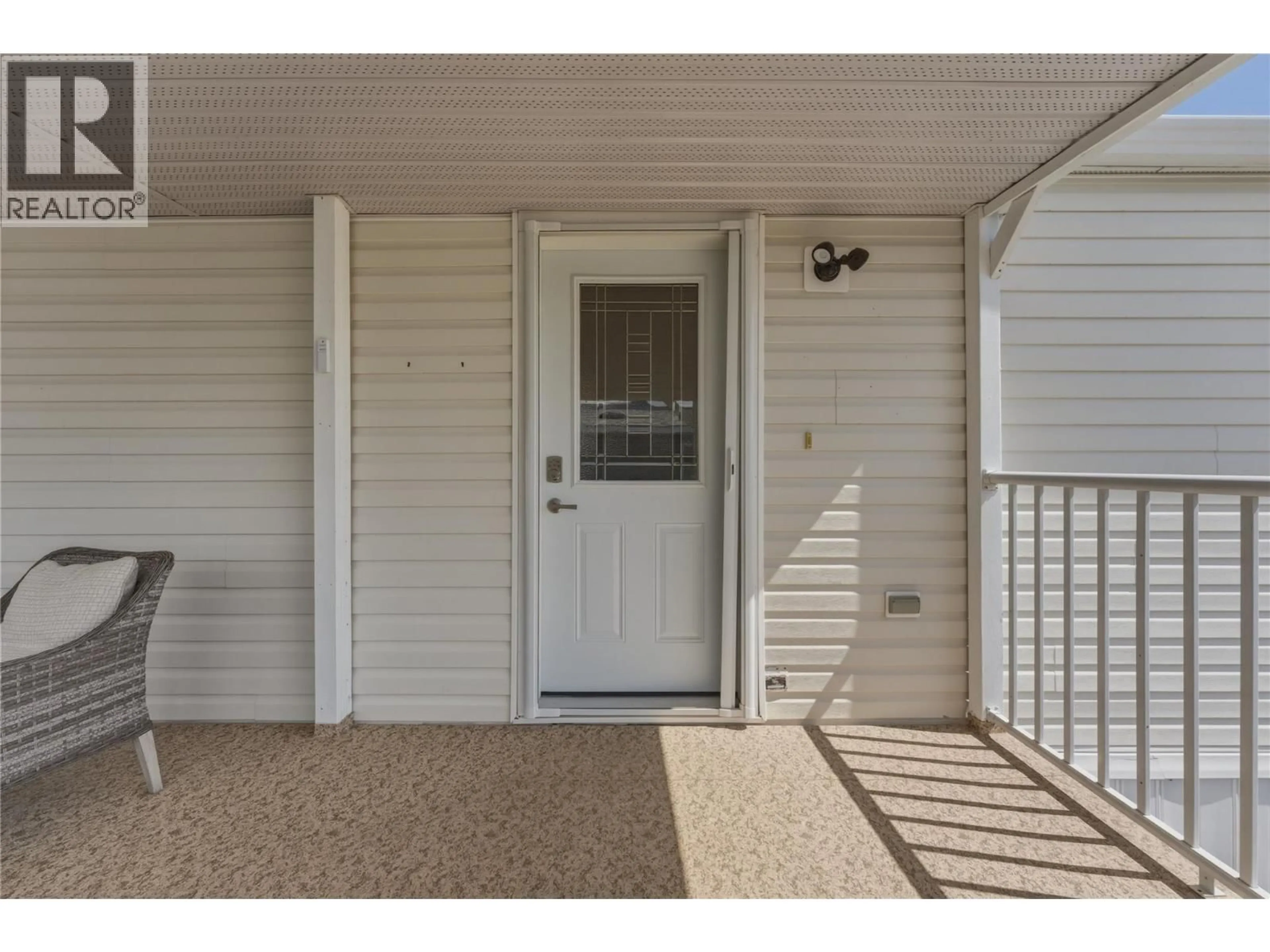 Indoor entryway for 13 - 12560 WESTSIDE ROAD, Vernon British Columbia V1H1S9