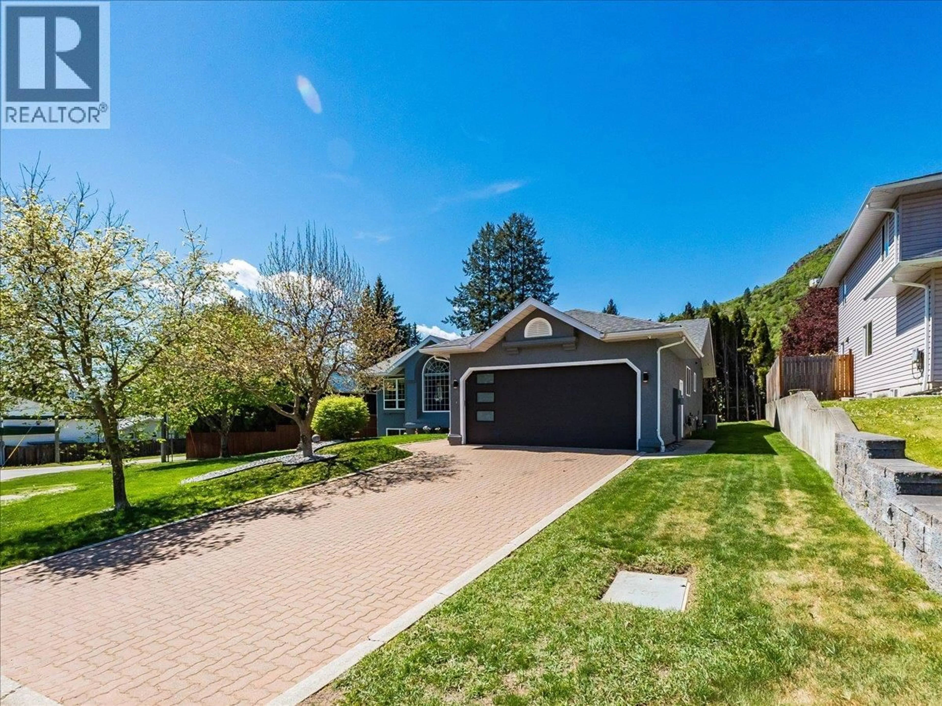 Unknown for 900 7TH STREET, Montrose British Columbia V0G1P0