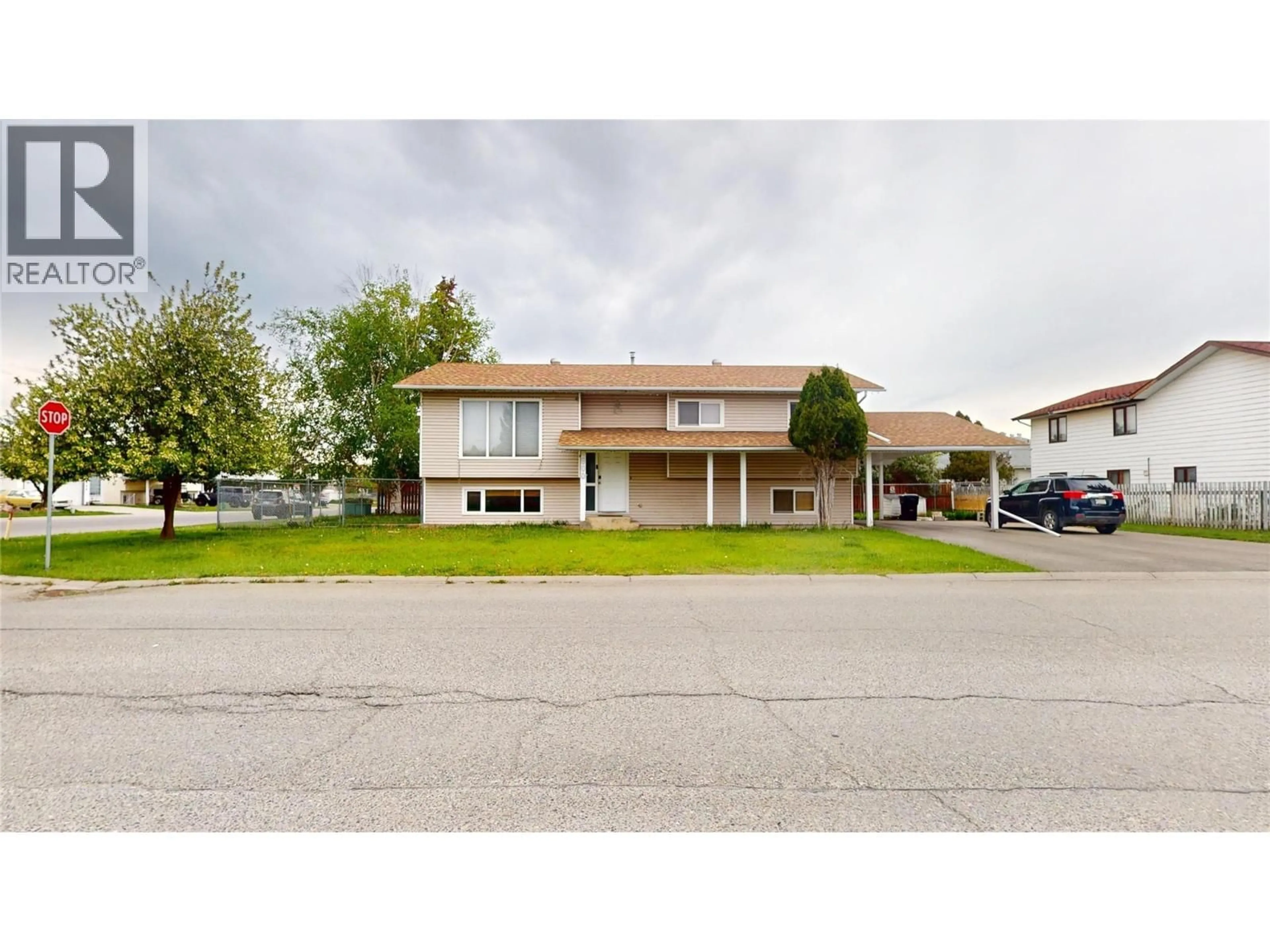 Unknown for 900 24TH AVENUE NORTH, Cranbrook British Columbia V1C6G8