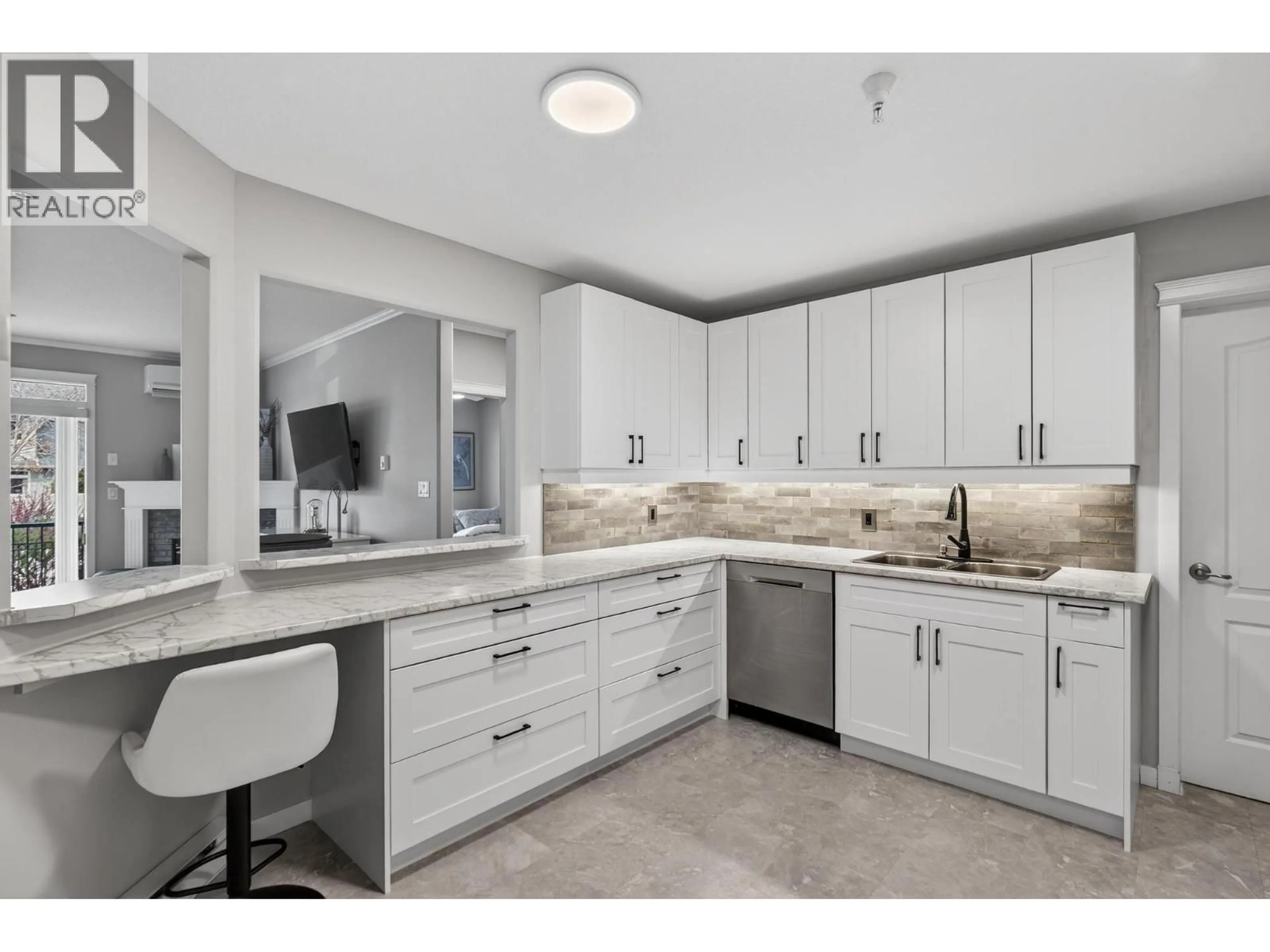 Open concept kitchen, ceramic/tile floor for 108 - 305 WHITMAN ROAD, Kelowna British Columbia V1V2P3