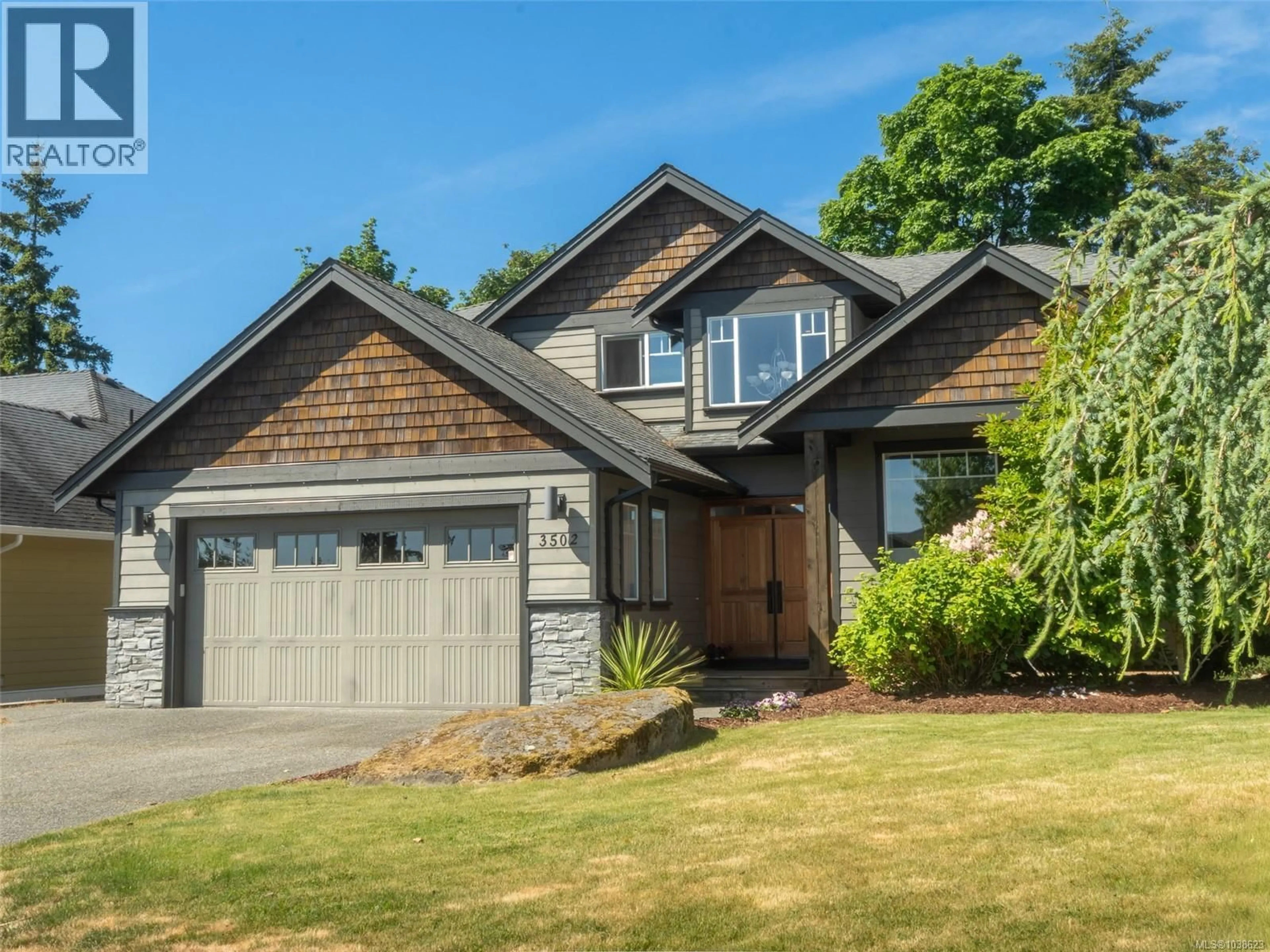 Home with vinyl exterior material, street for 3502 CASTLE ROCK DRIVE, Nanaimo British Columbia V9T0A6