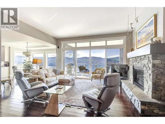 1436 PINOT NOIR DRIVE, West Kelowna 3