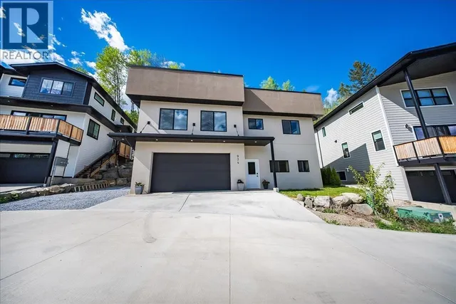 934 REDSTONE DRIVE, Rossland 5