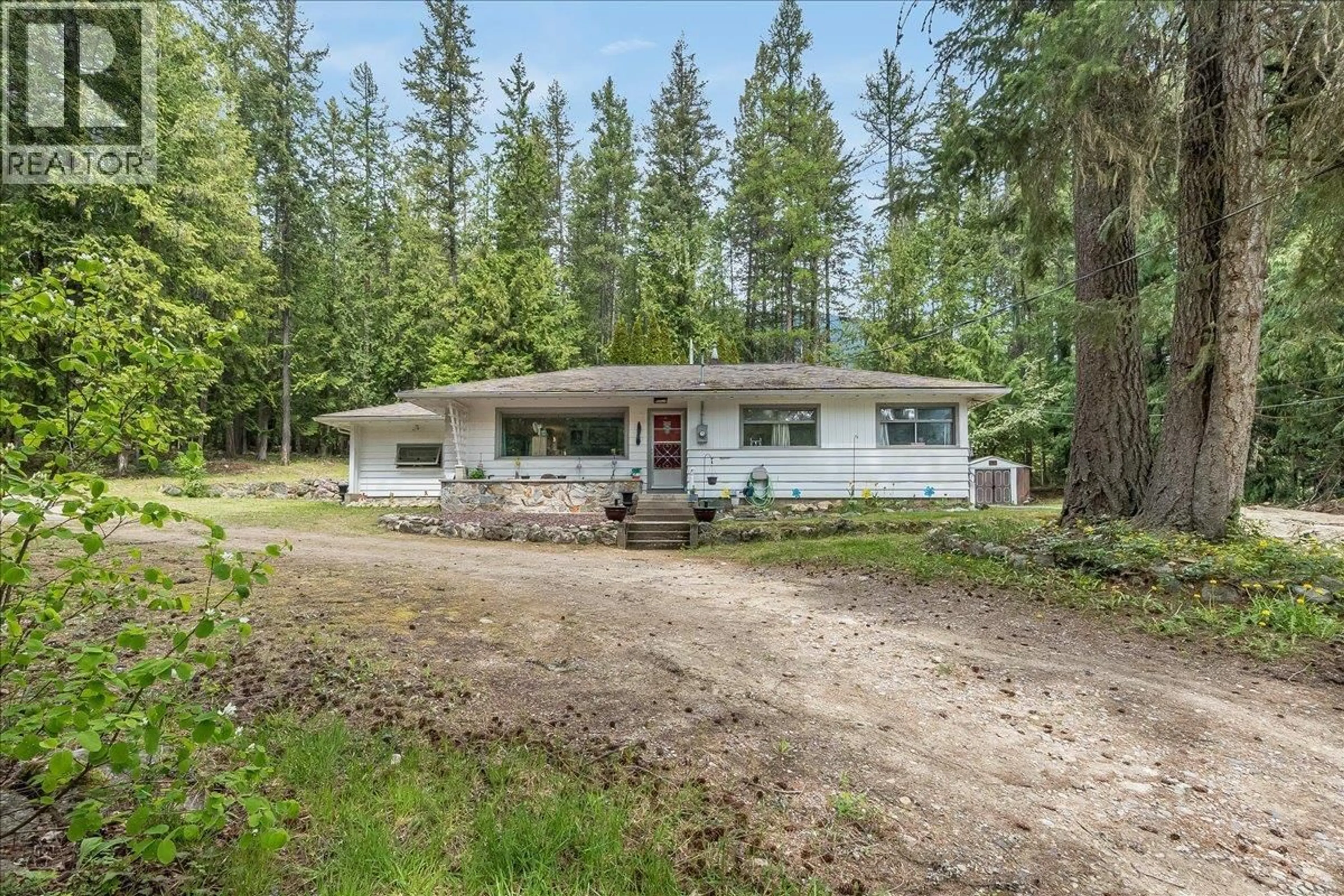A pic from outside/outdoor area/front of a property/back of a property/a pic from drone, forest/trees view for 3905 3A HIGHWAY, Nelson British Columbia V1L6M8