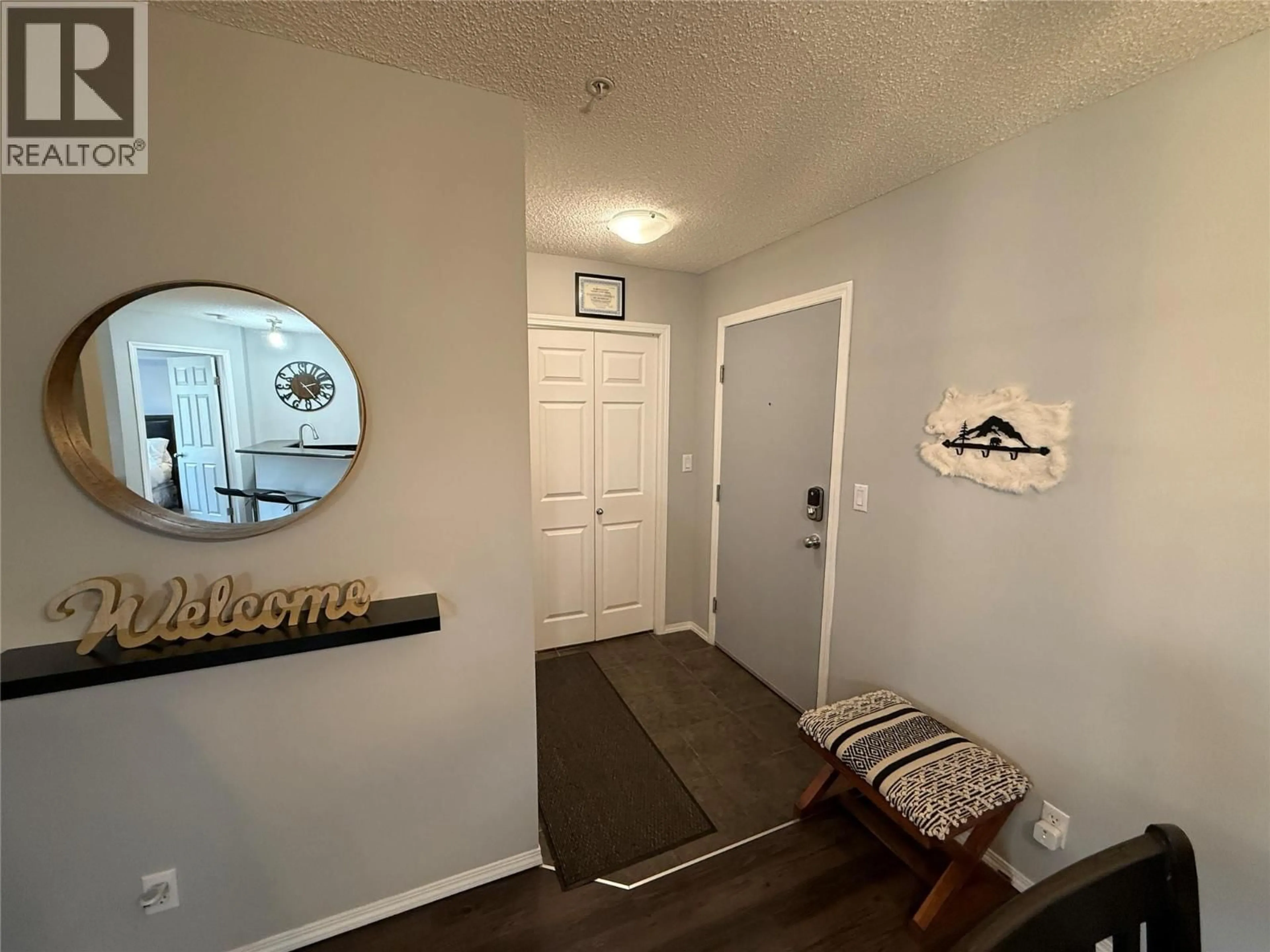 Indoor entryway for 3302 - 205 THIRD AVENUE, Invermere British Columbia V0A1K4