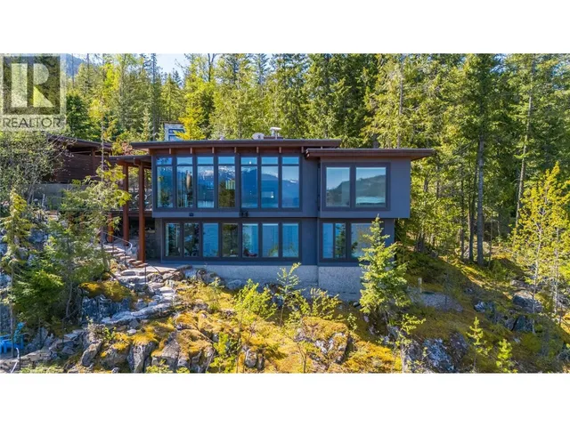 285 KOOTENAY LAKE ROAD, Procter 2