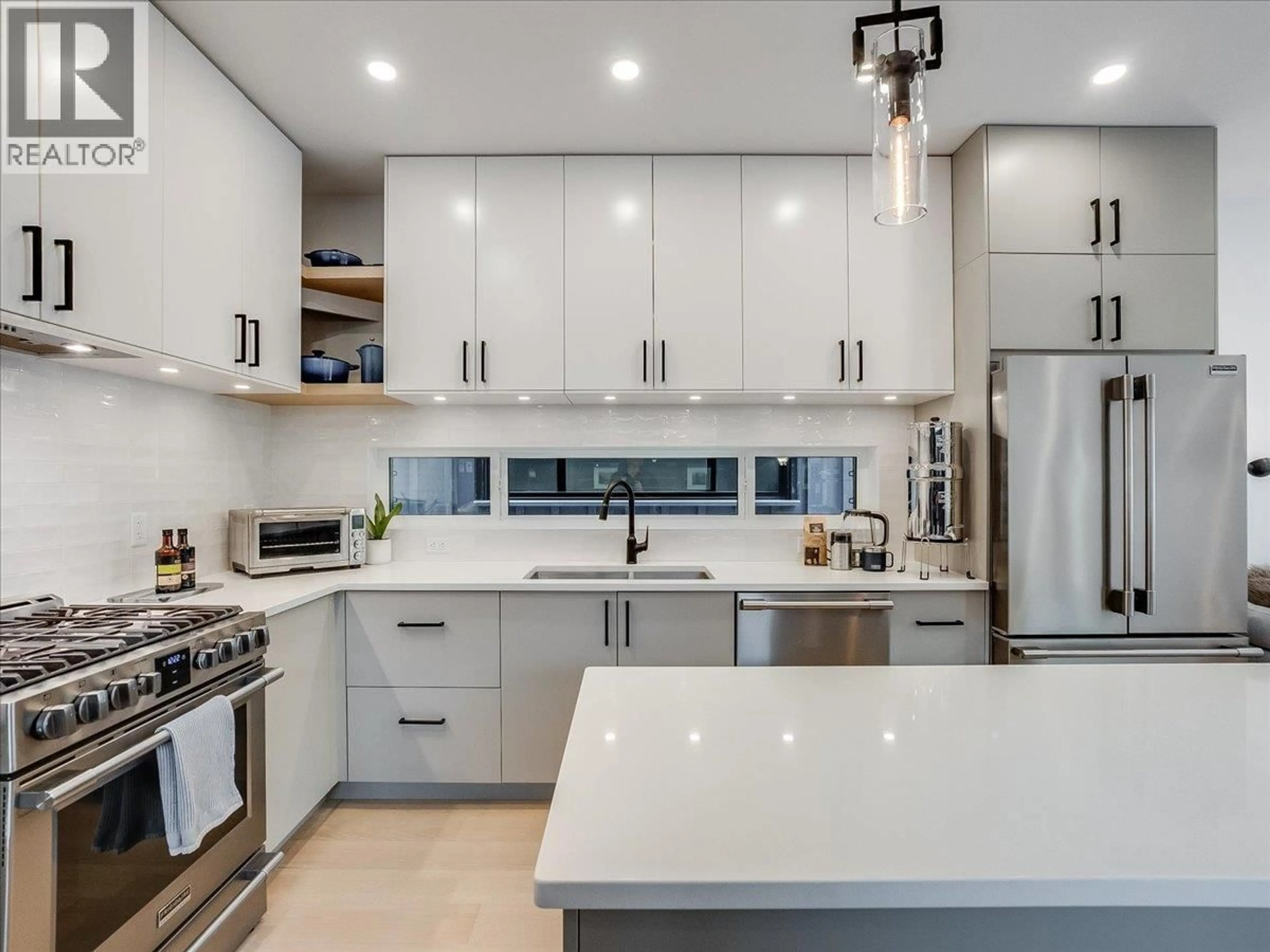 Contemporary kitchen, unknown for B - 514 ROBSON STREET, Nelson British Columbia V1L5A7