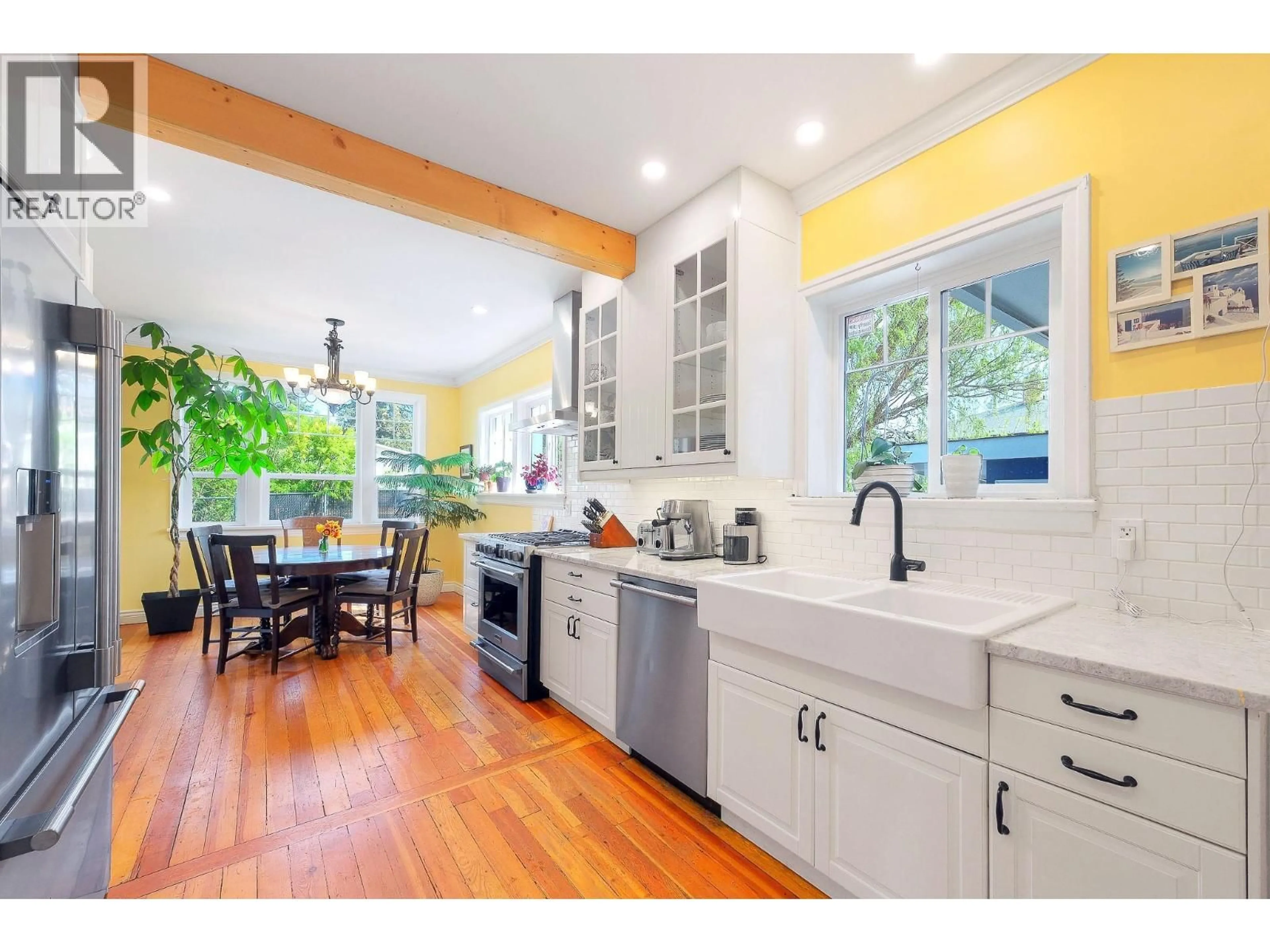Open concept kitchen, unknown for 4215 20TH STREET, Vernon British Columbia V1T4E2
