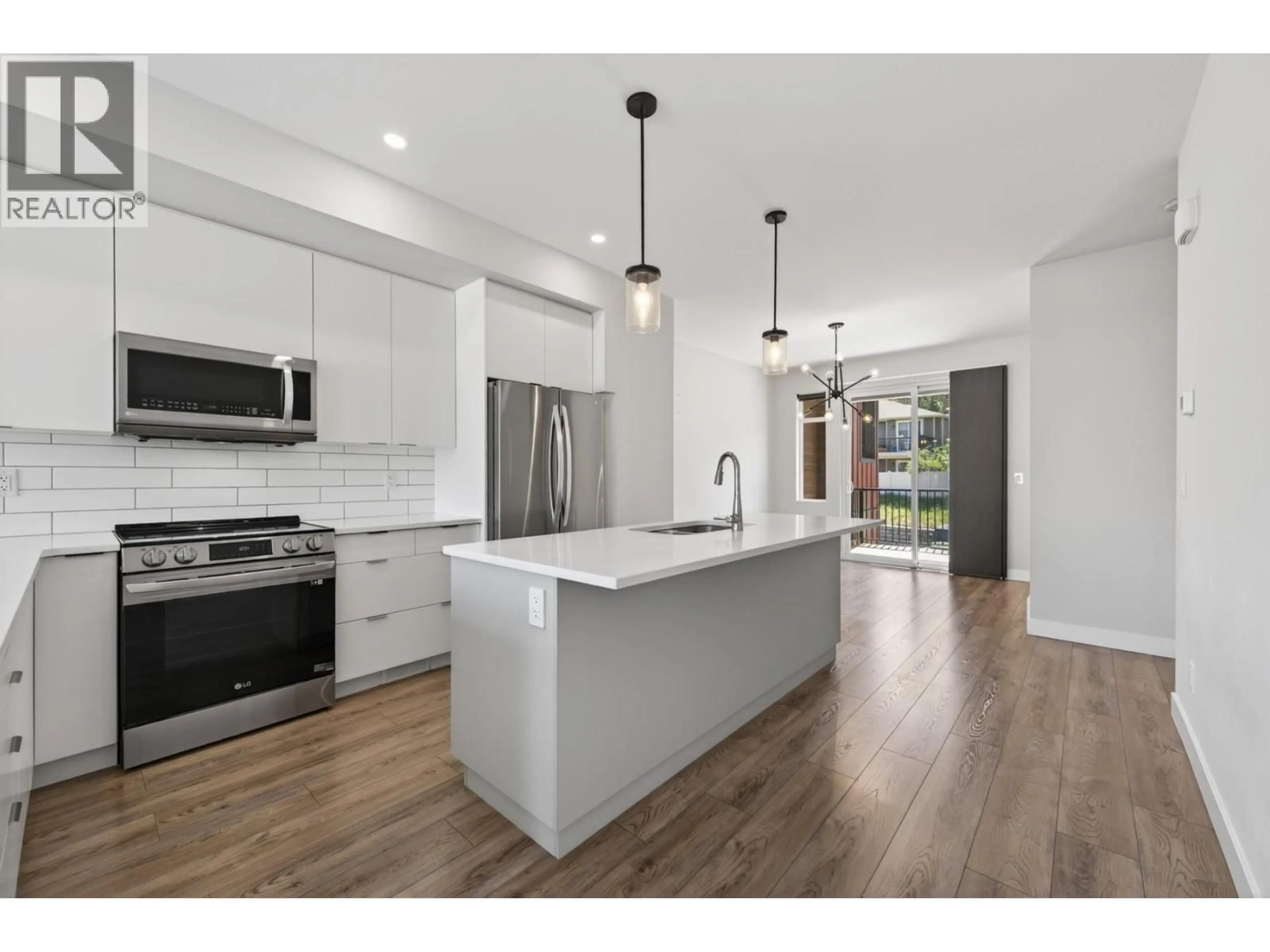 Open concept kitchen, unknown for 130 - 1901 QU'APPELLE BOULEVARD, Kamloops British Columbia V2E0C9