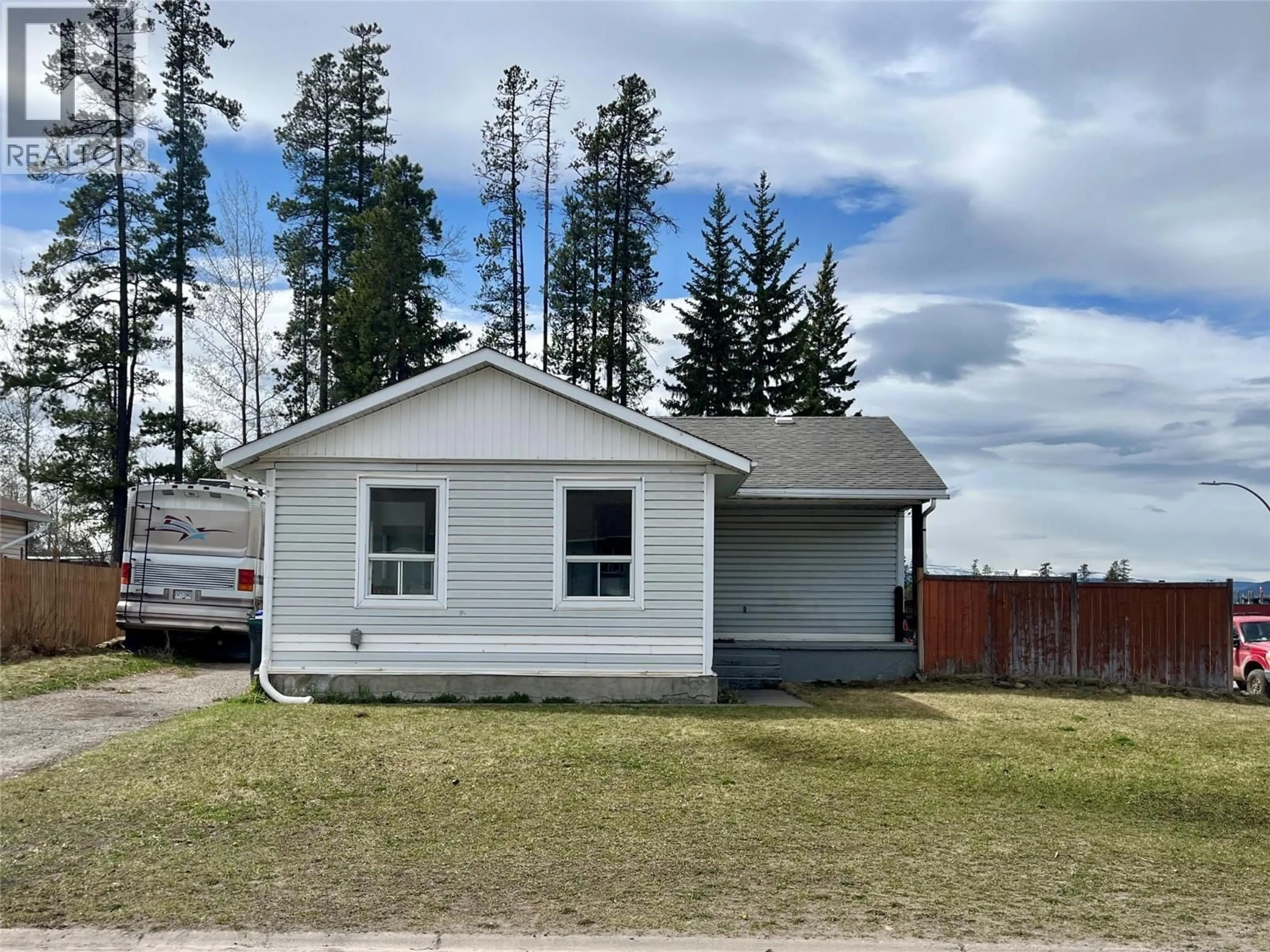 Unknown for 140 SPRUCE AVENUE, Tumbler Ridge British Columbia V0C2W0