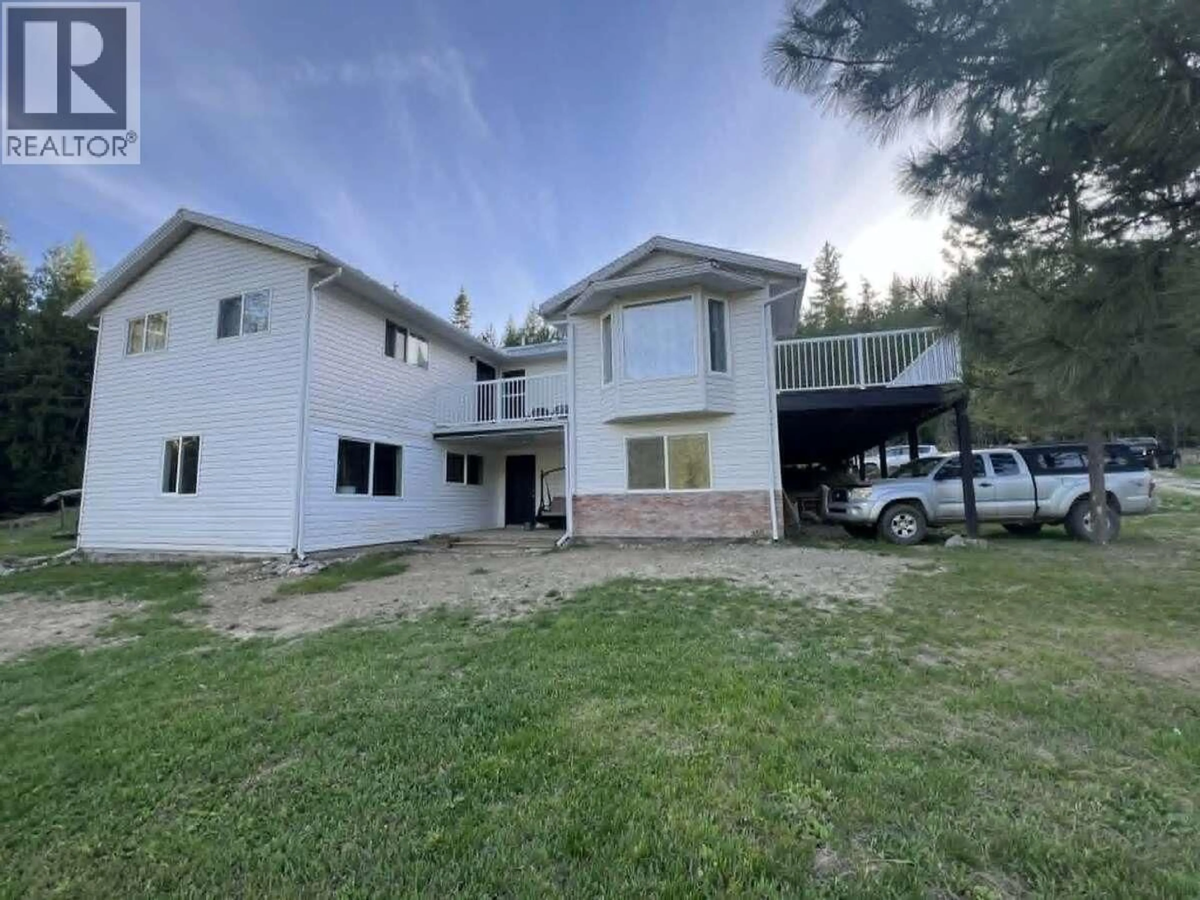 A pic from outside/outdoor area/front of a property/back of a property/a pic from drone, unknown for 1325 LAKEVIEW ARROW CREEK ROAD, Creston British Columbia V0B1G9