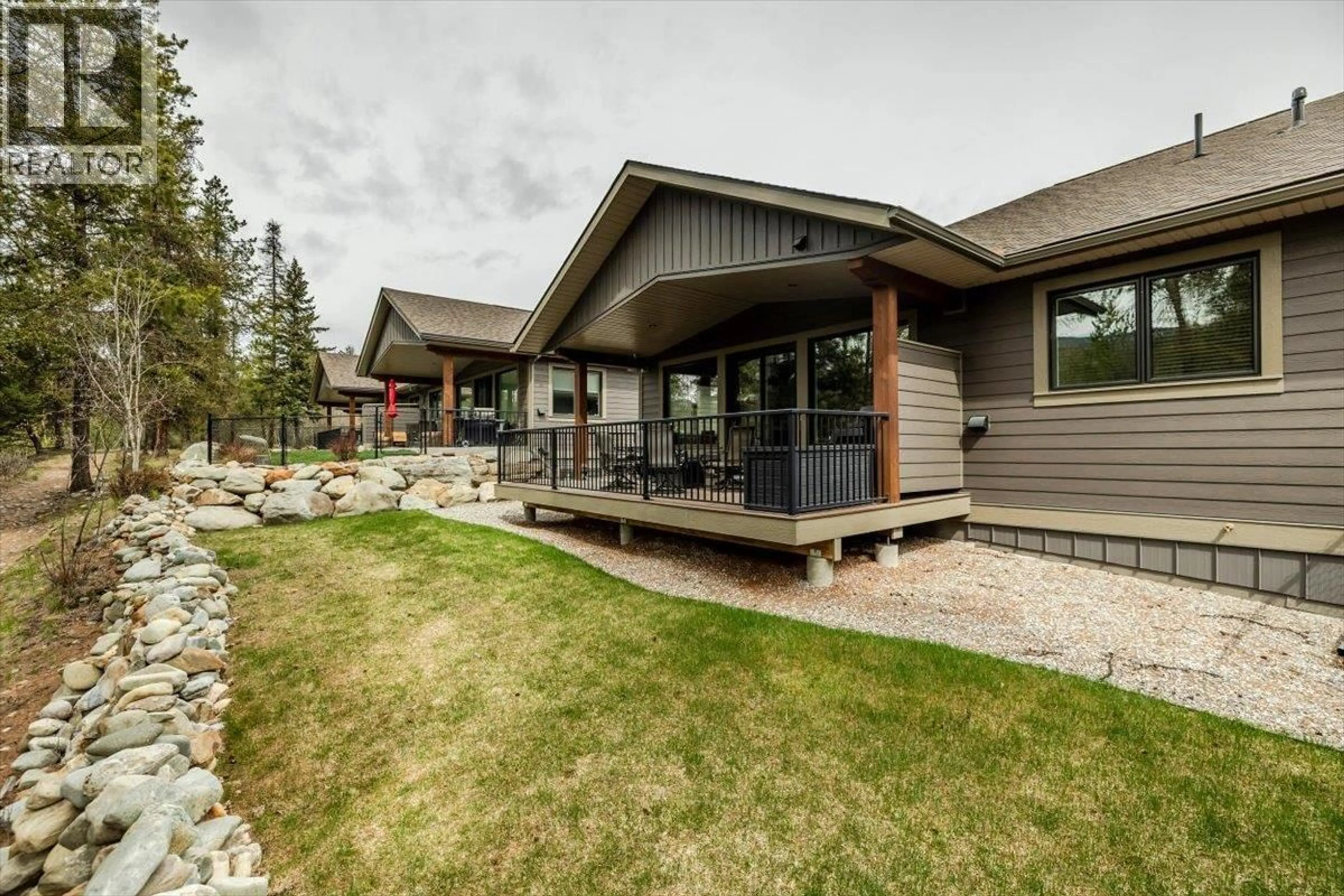 Patio, mountain view for 2703 HUCKLEBERRY LANE, Kimberley British Columbia V1A3E4