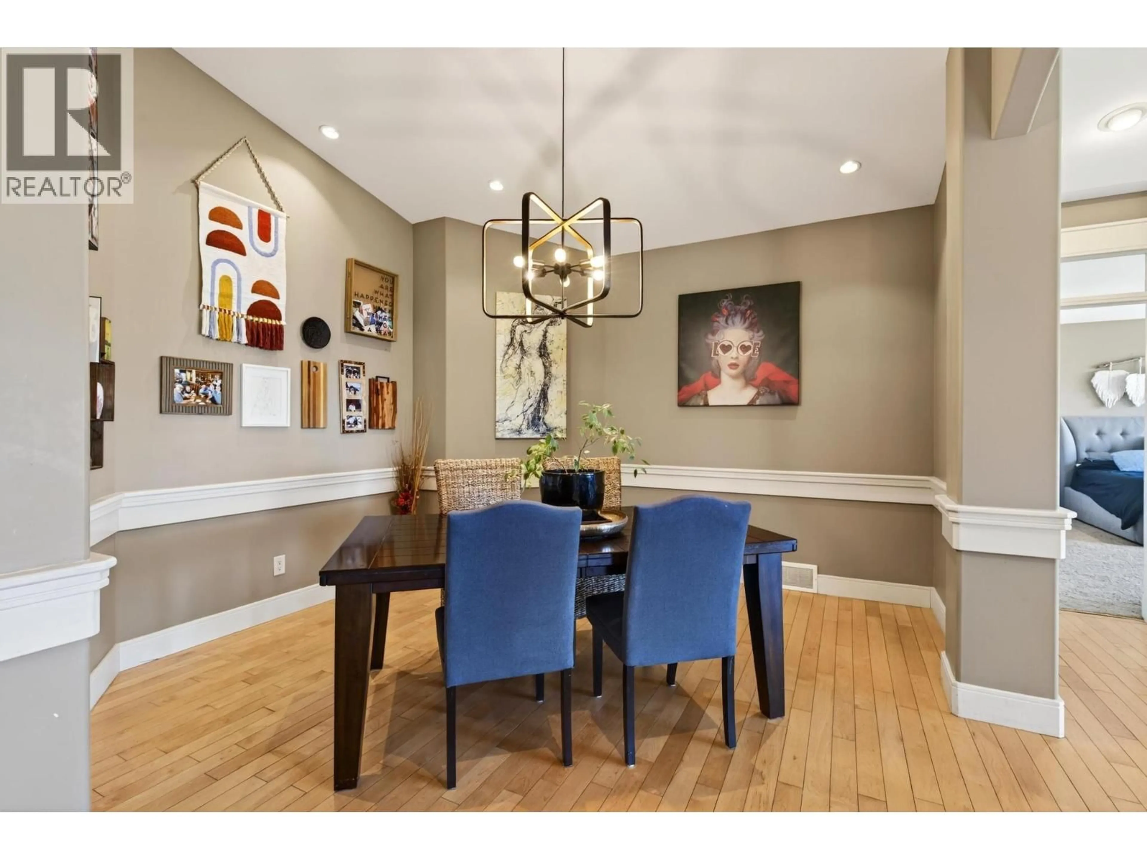 Dining room, wood/laminate floor for 2216 QUAIL RUN DRIVE, Kelowna British Columbia V1V2S4