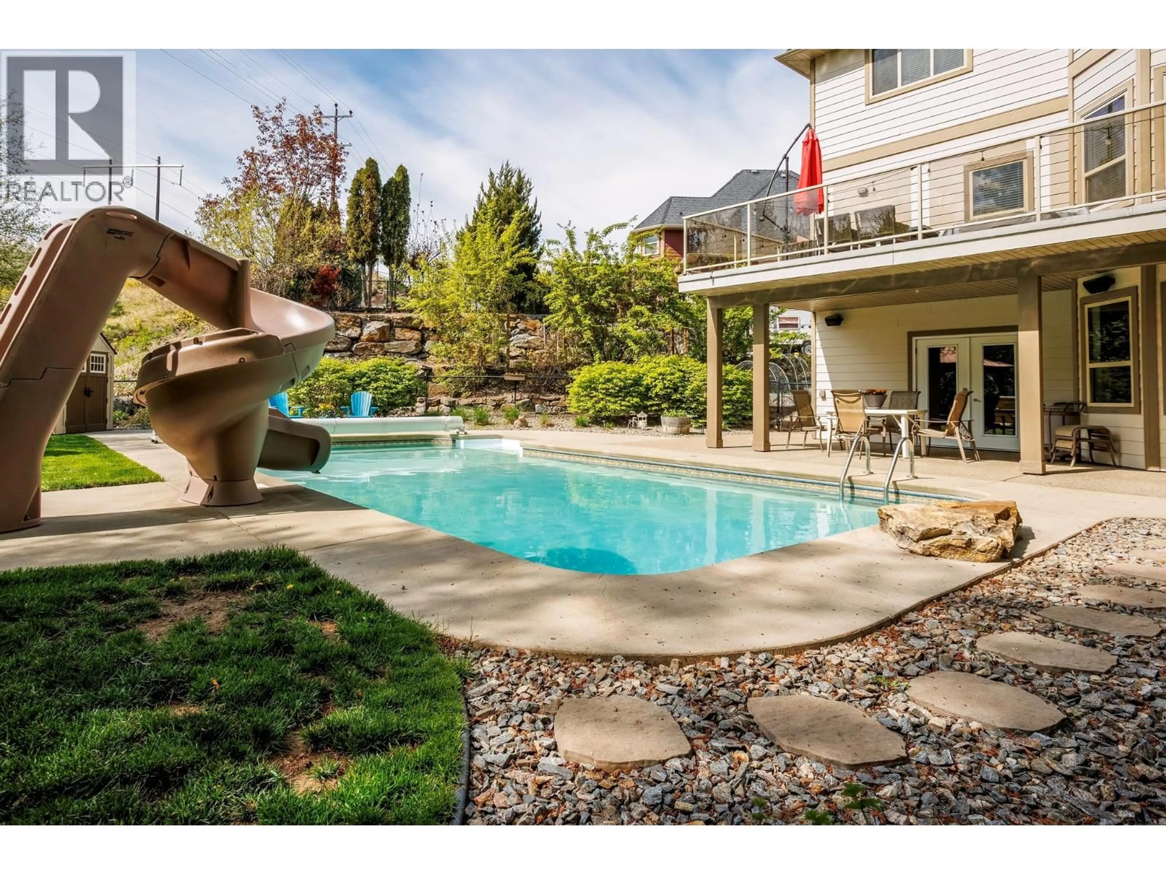 Pool for 5037 TREADGOLD COURT, Kelowna British Columbia V1W5B4