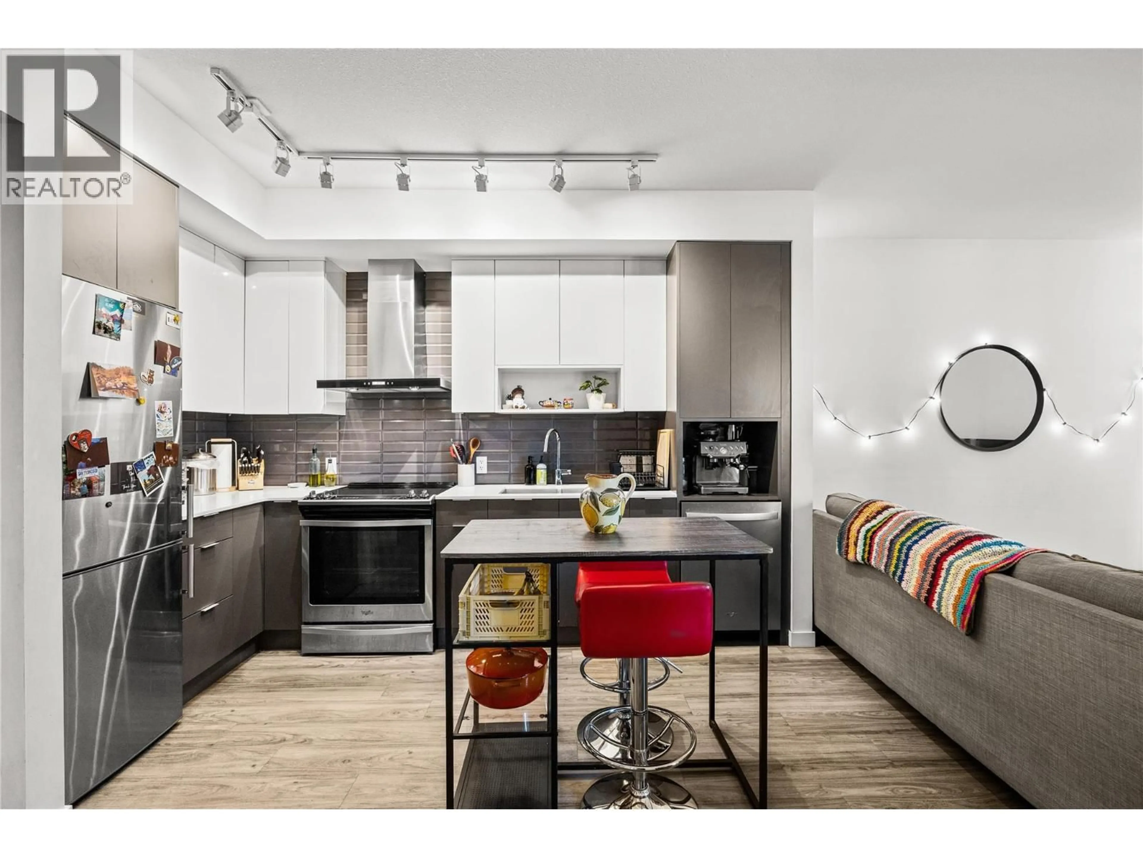 Open concept kitchen, unknown for 116 - 1775 CHAPMAN PLACE, Kelowna British Columbia V1Y0G3