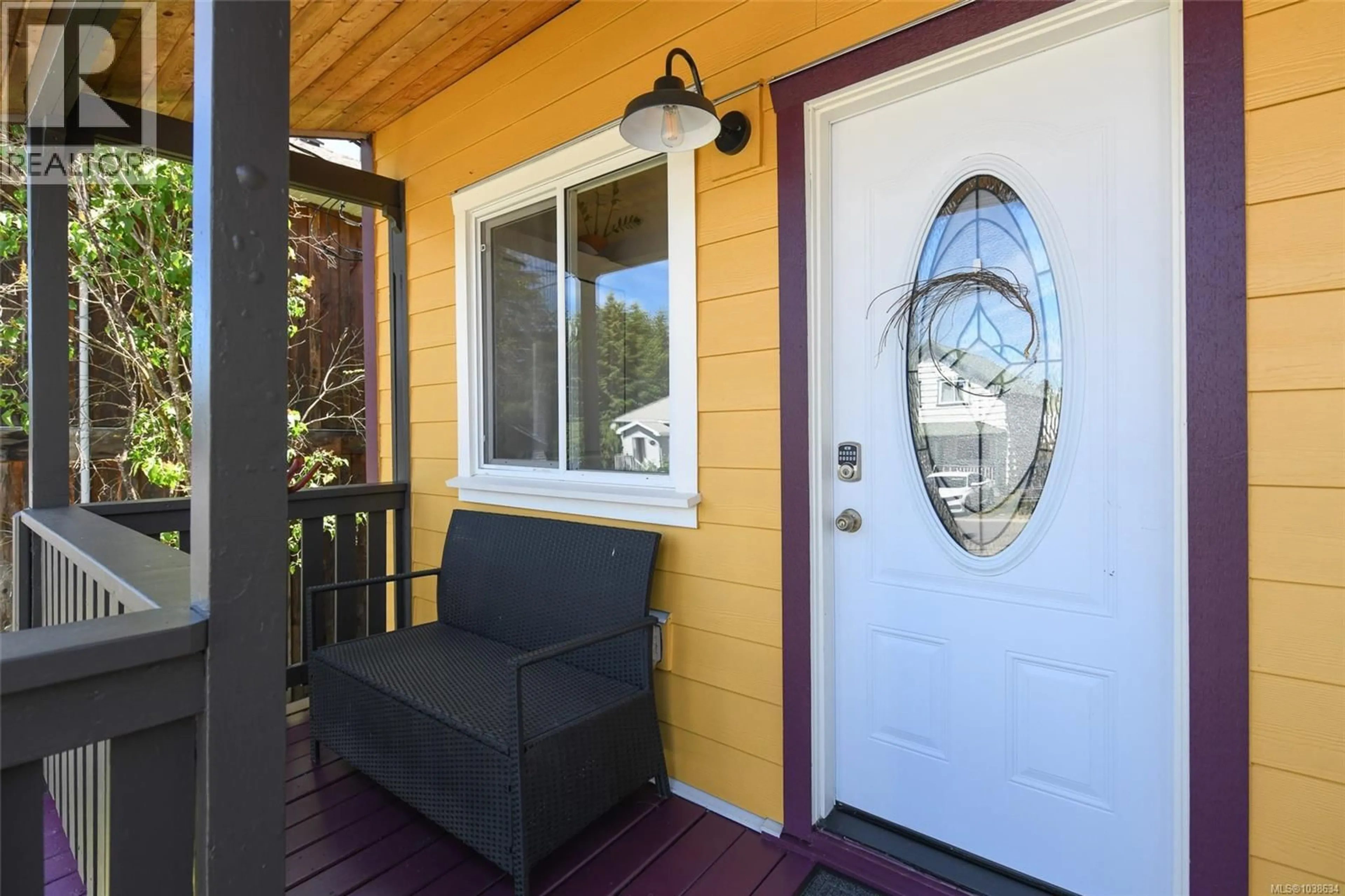 Unknown for 2753 MARYPORT AVENUE, Cumberland British Columbia V0R1S0