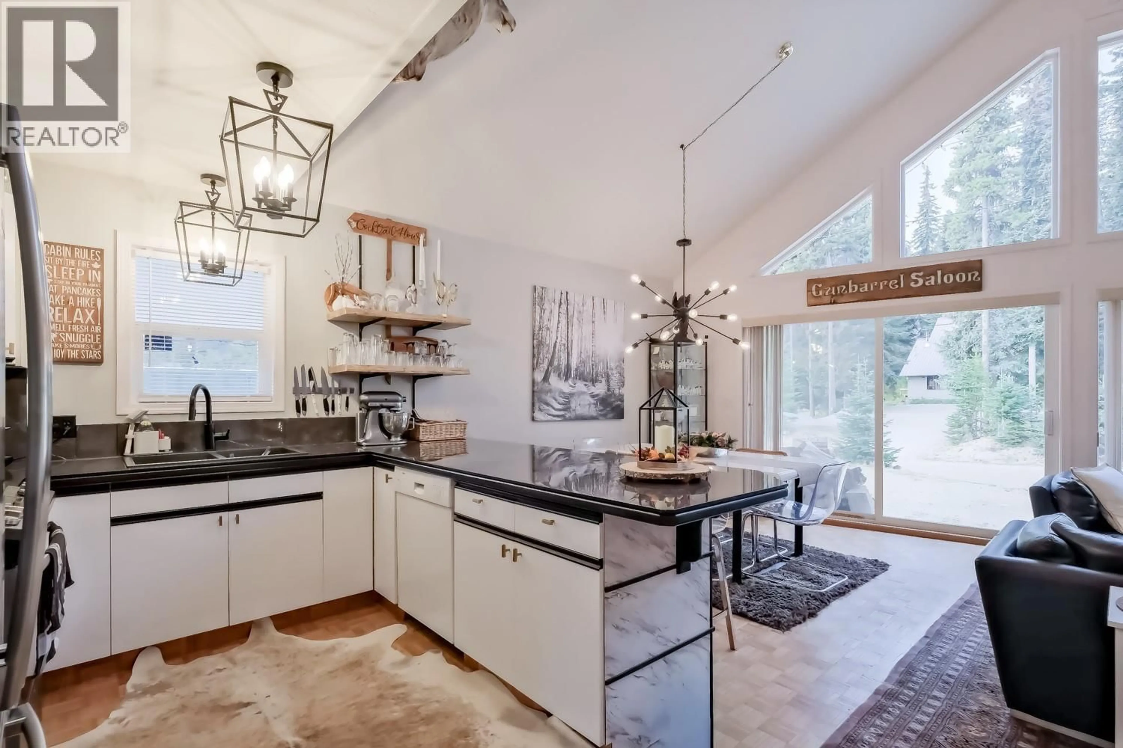 Open concept kitchen, ceramic/tile floor for 1 - 137 WHITETAIL ROAD, Apex Mountain British Columbia V0X1K0
