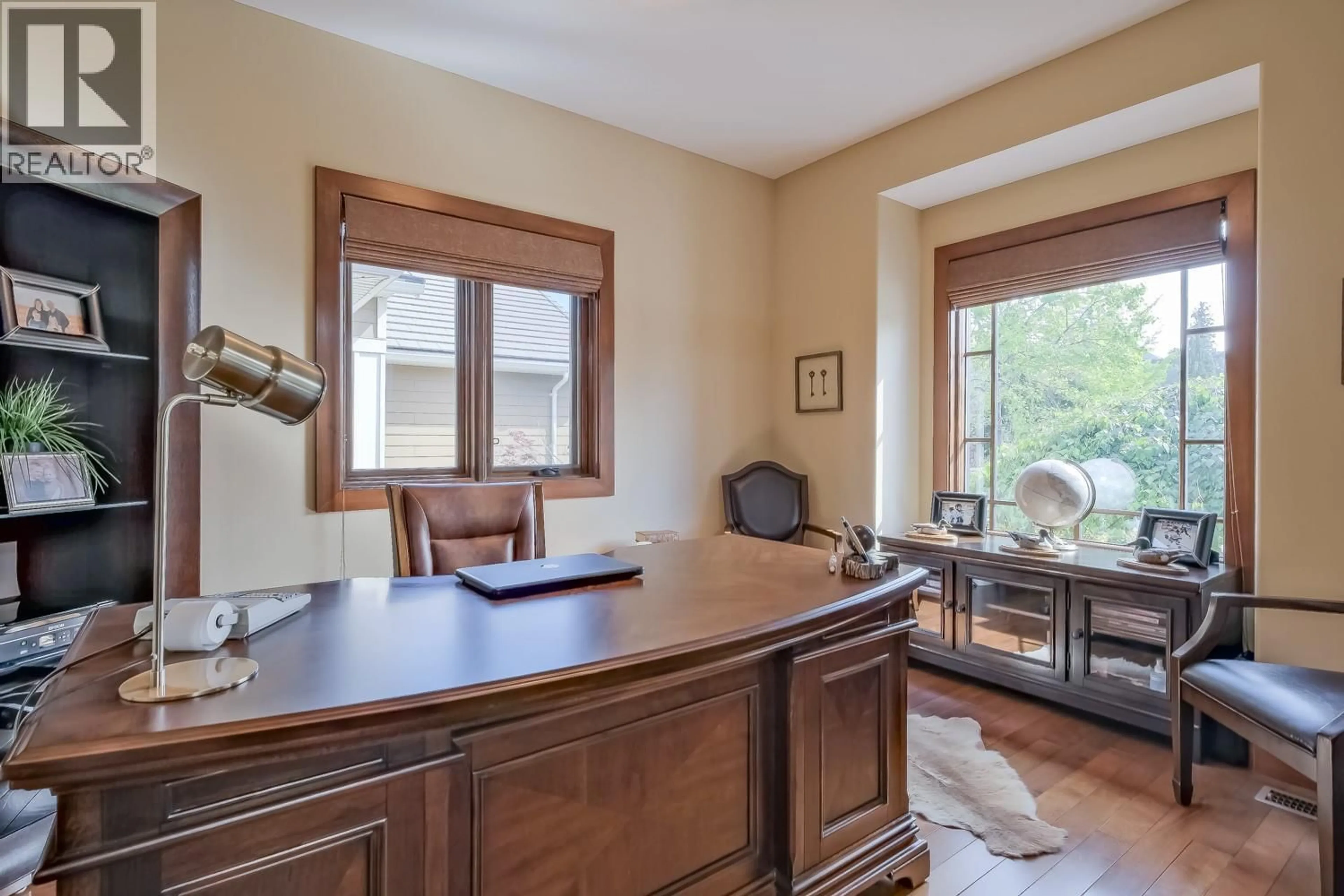 Unknown for 137 - 4450 GORDON DRIVE, Kelowna British Columbia V1W1T1