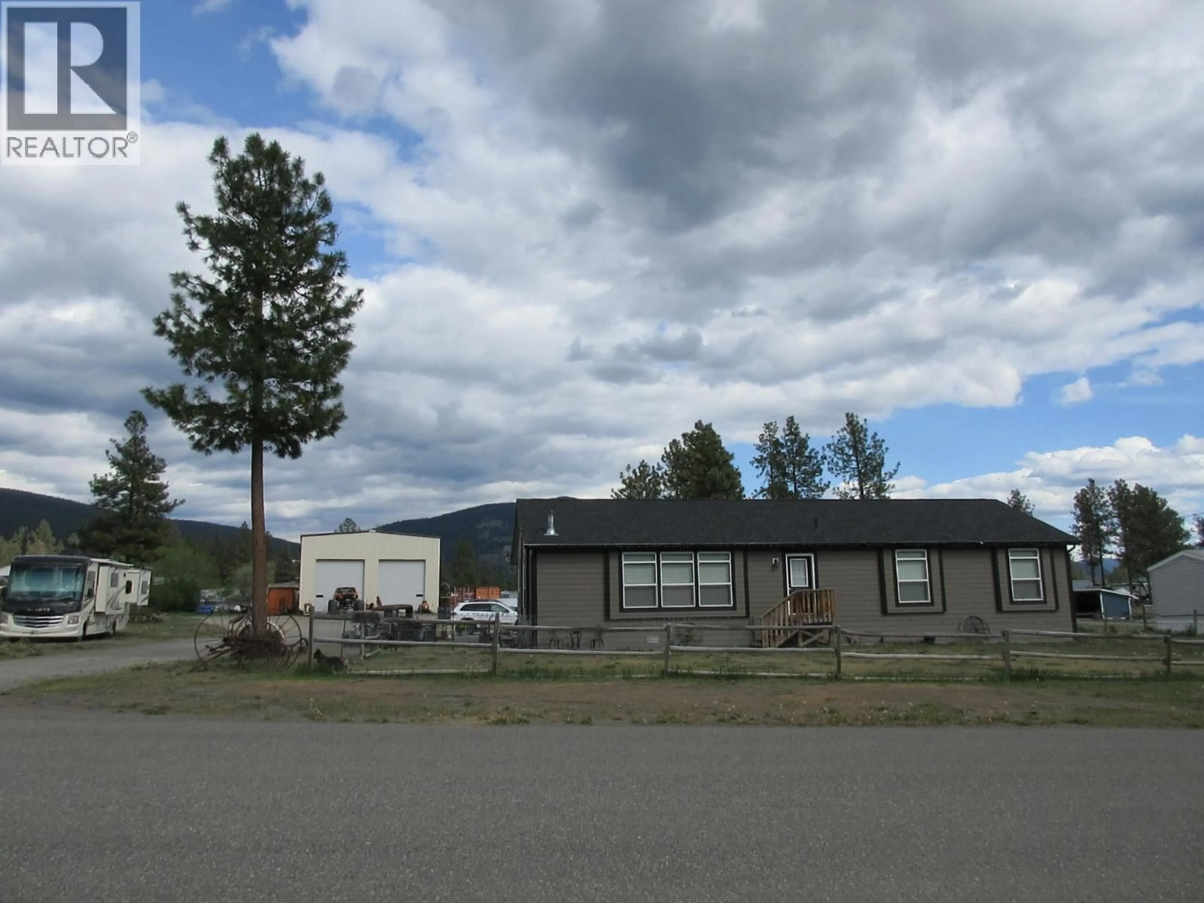 Unknown for 2544 CORKLE STREET, Merritt British Columbia V0K1Y0
