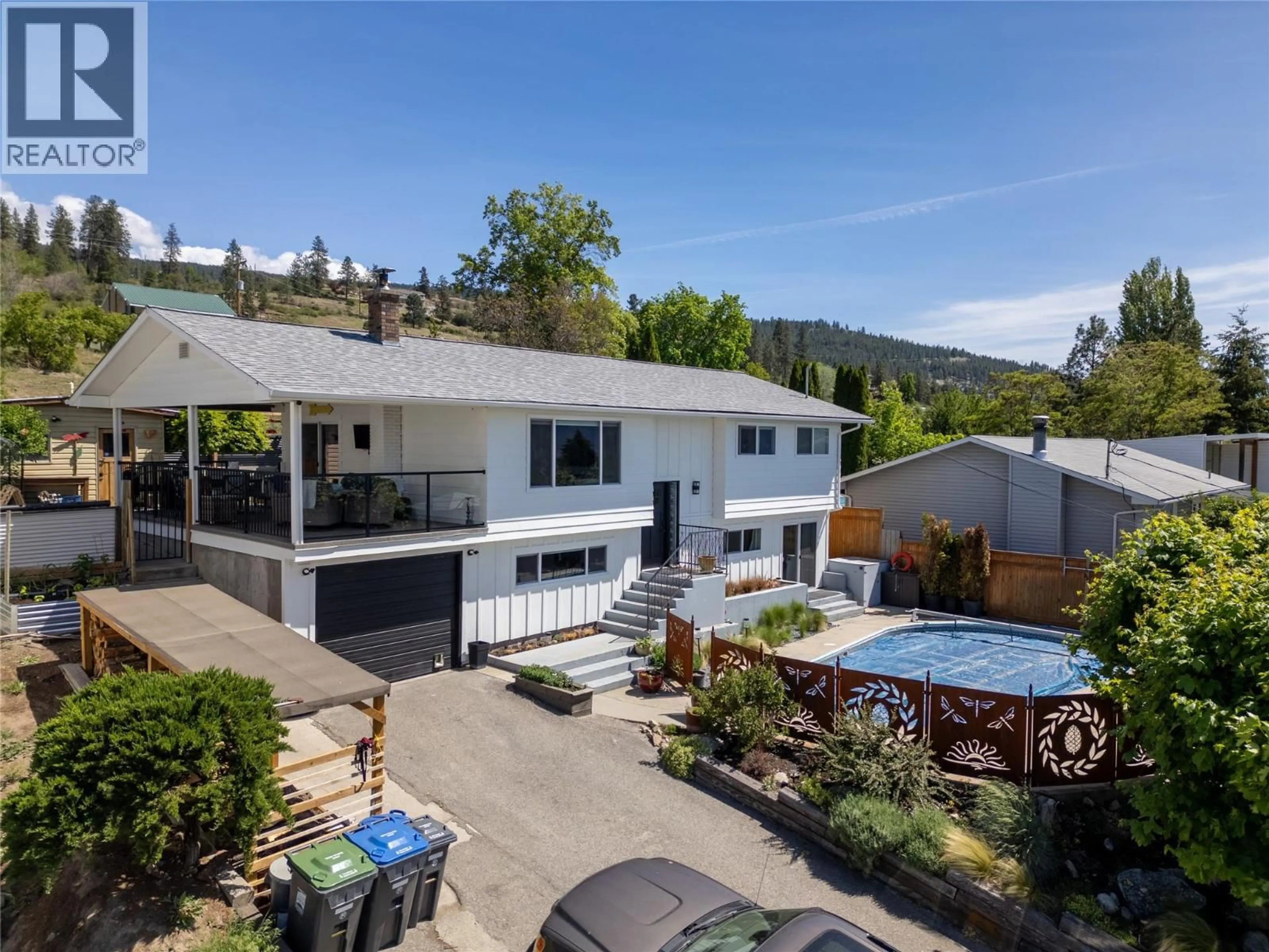 A pic from outside/outdoor area/front of a property/back of a property/a pic from drone, mountain view for 3830 ALBRECHT ROAD, Naramata British Columbia V0H1N1