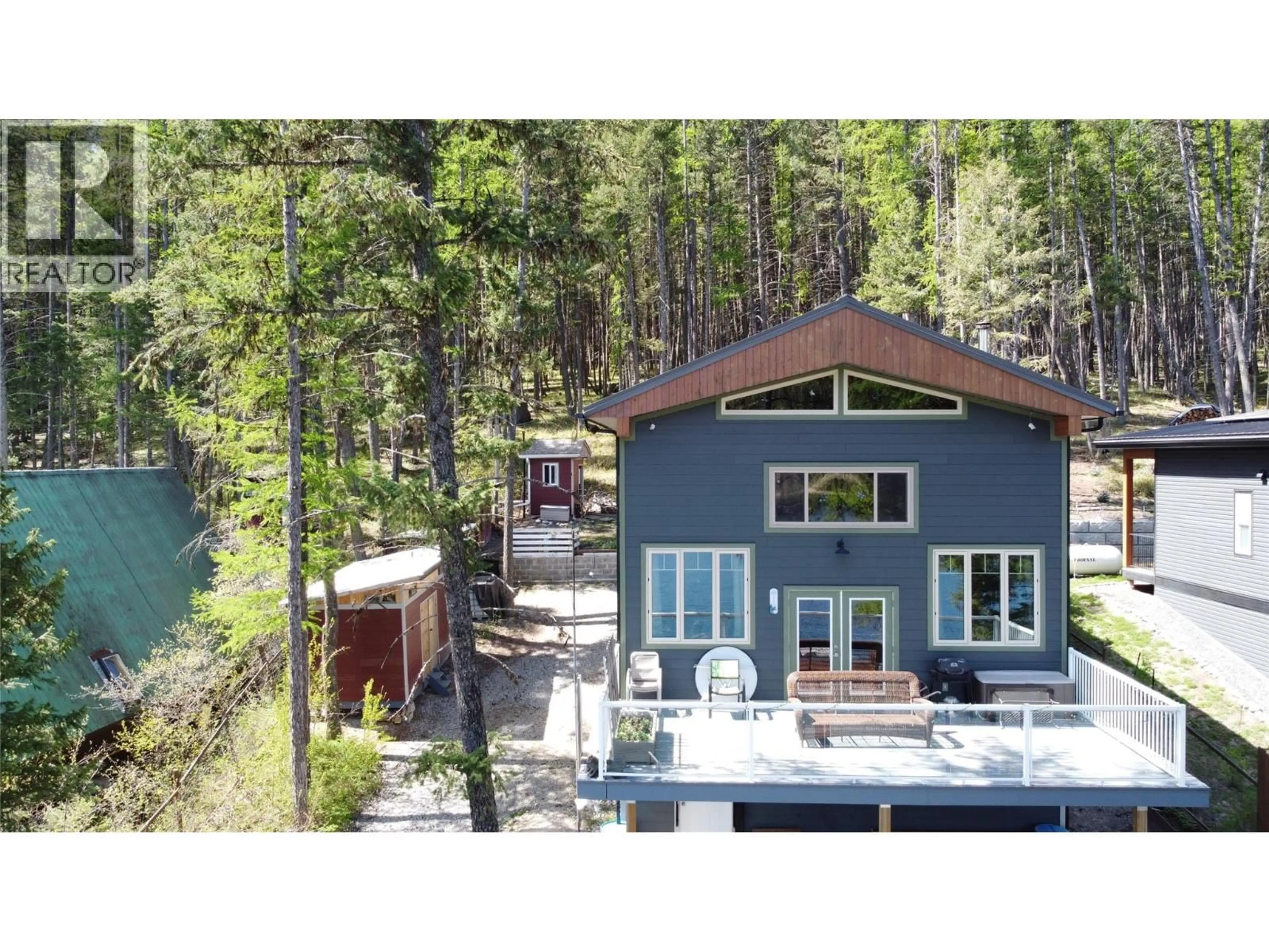 A pic from outside/outdoor area/front of a property/back of a property/a pic from drone, water/lake/river/ocean view for 2559 NORTH STAR LAKE ROAD, Jaffray British Columbia V0B1T0