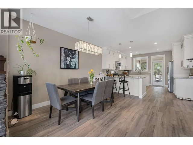 13272 SHORELINE DRIVE, Lake Country 5