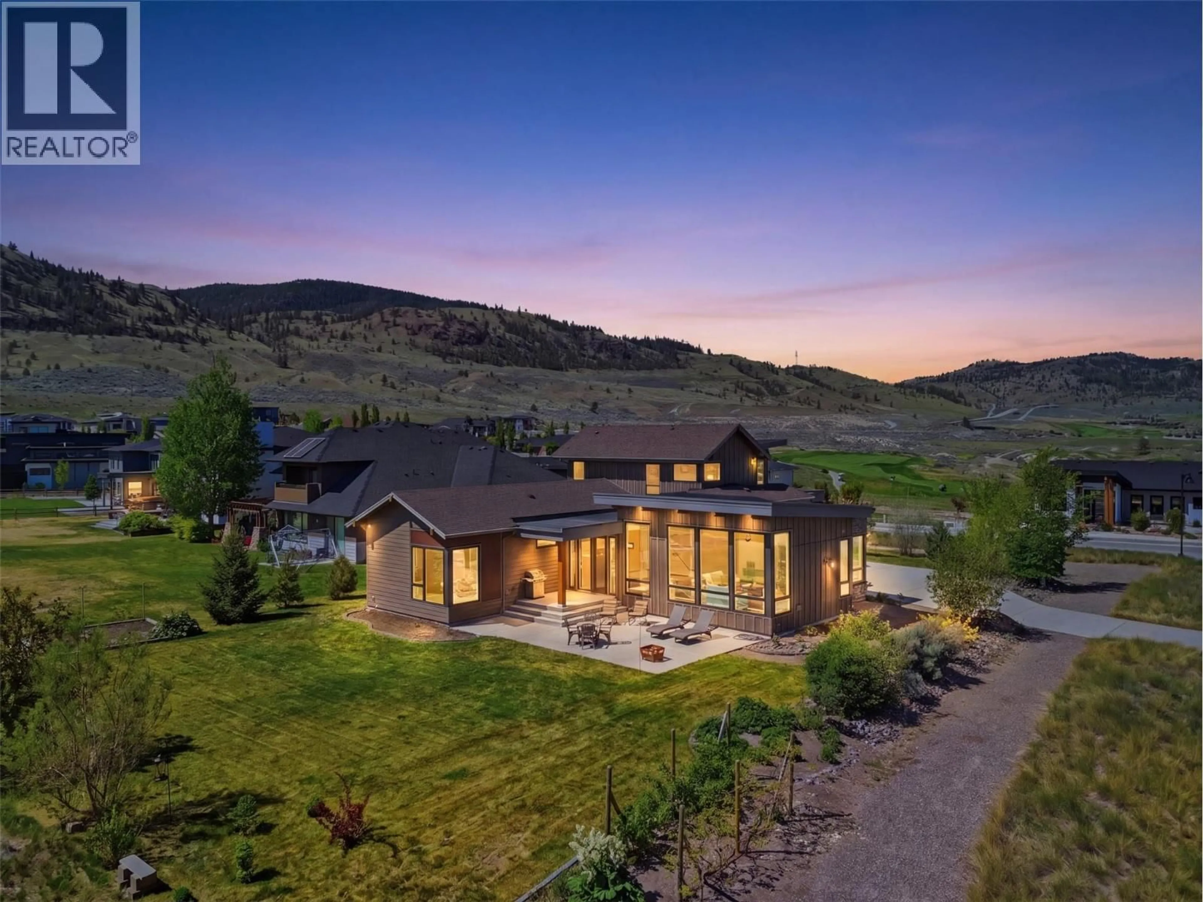 A pic from outside/outdoor area/front of a property/back of a property/a pic from drone, mountain view for 213 RUE CHEVAL NOIR OTHER, Kamloops British Columbia V1S0B3