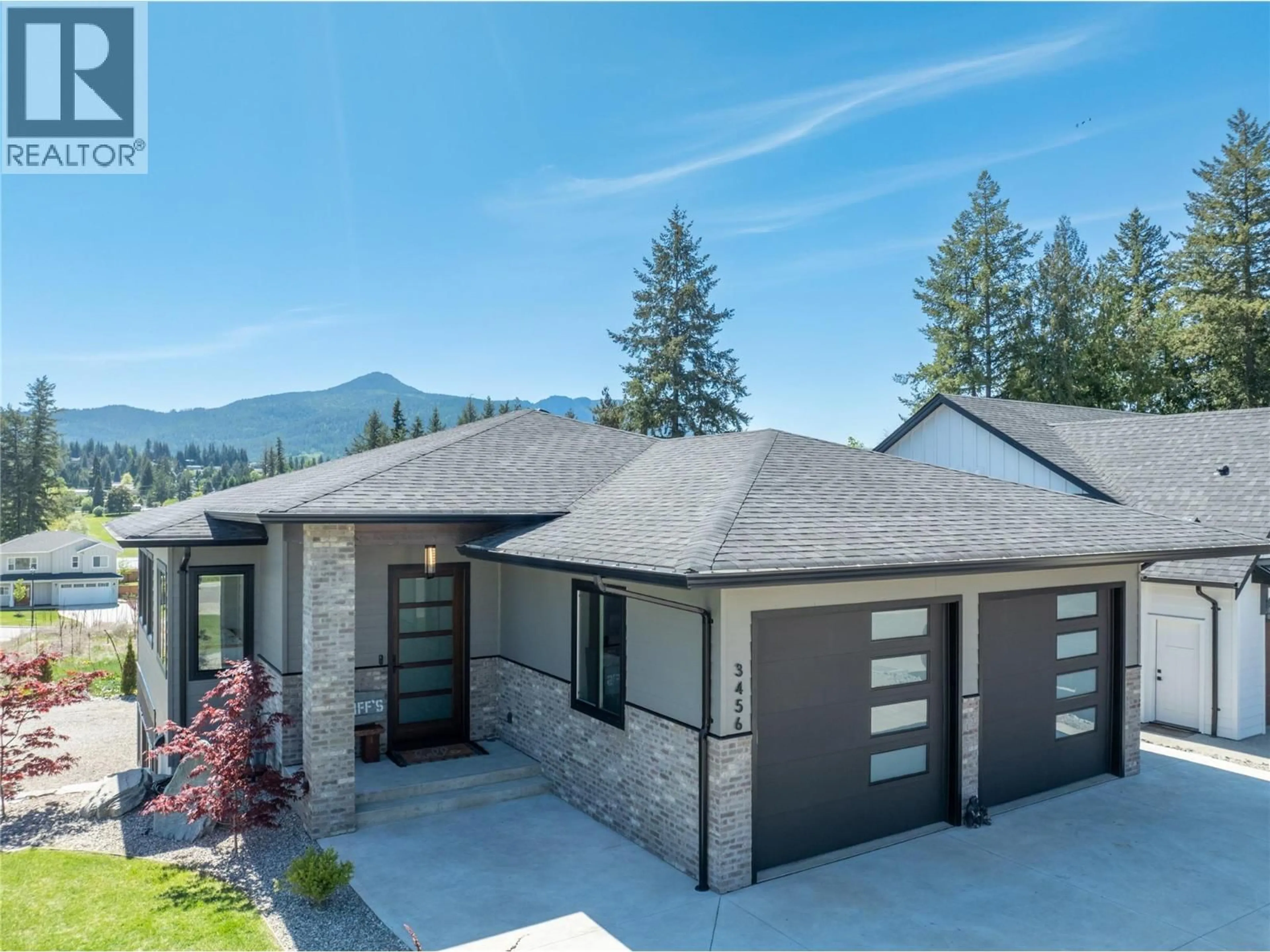 Home with vinyl exterior material, mountain view for 3456 18 AVENUE NORTHEAST, Salmon Arm British Columbia V1E1M9