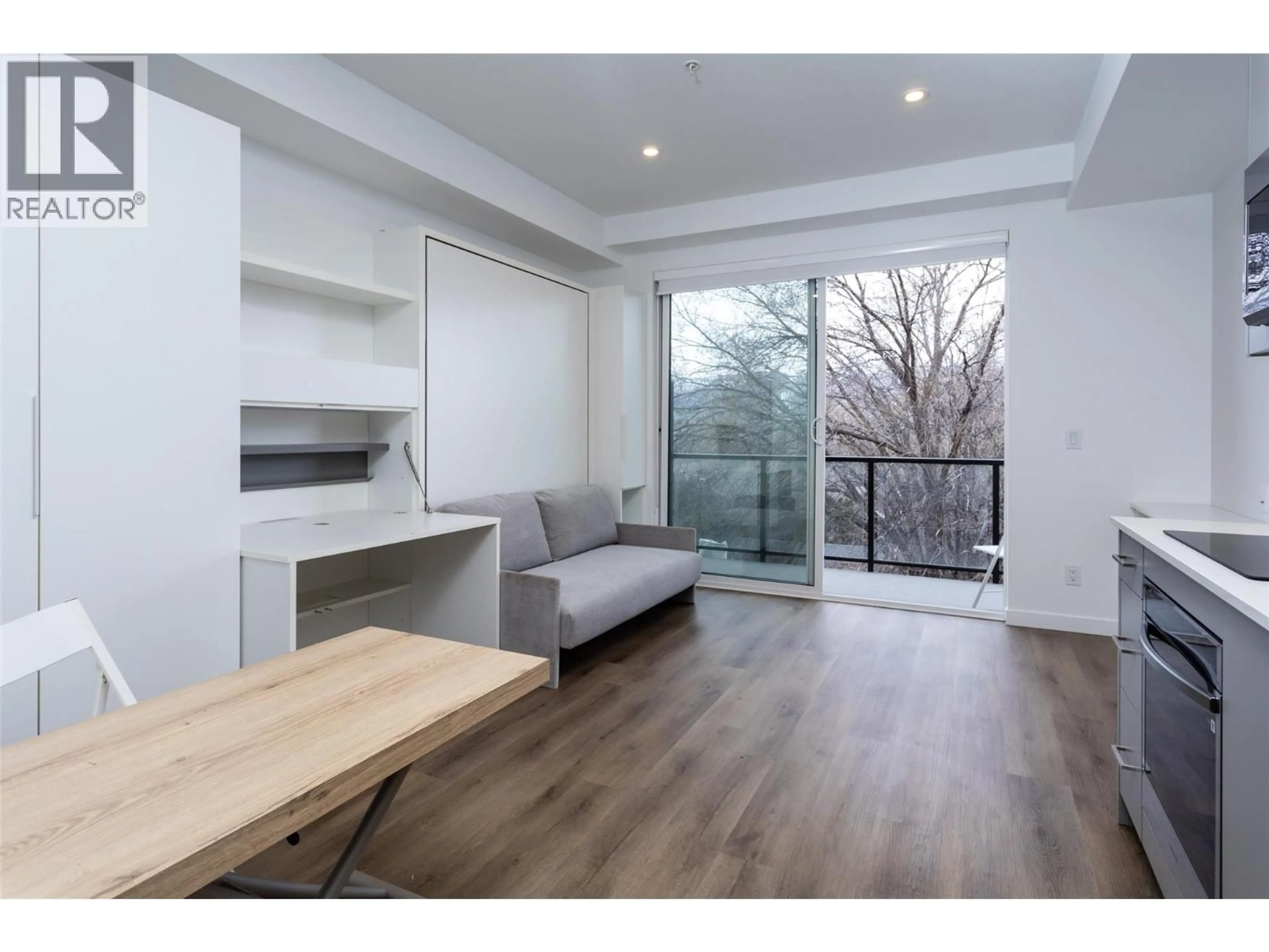 A pic of a room for 307 - 1274 DEVONSHIRE AVENUE, Kelowna British Columbia V1Y0M7