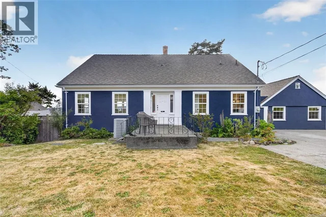 436 CONSTANCE AVENUE, Esquimalt 2