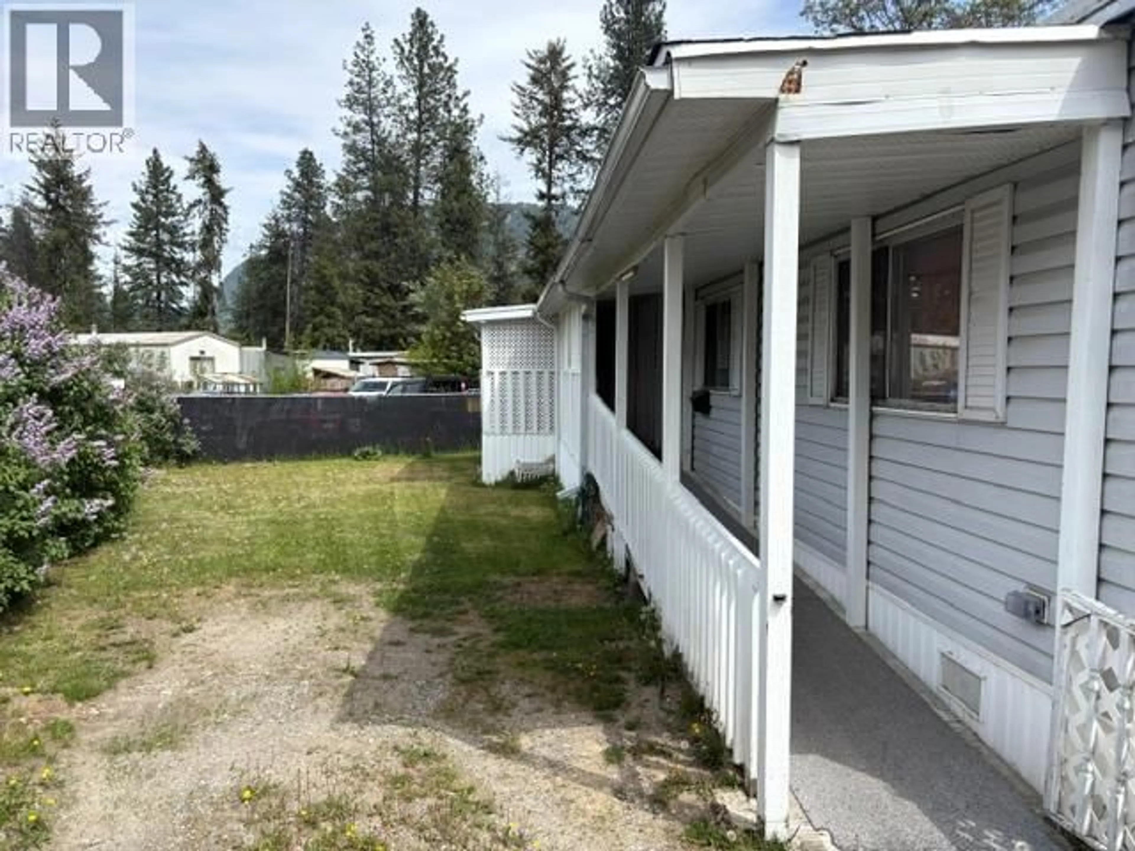 Unknown for 1 - 1509 HUNTERS PLACE, Castlegar British Columbia V1N2L1
