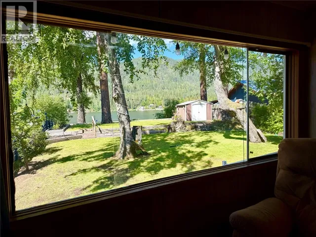 189 ALPINE ROAD, Christina Lake 2