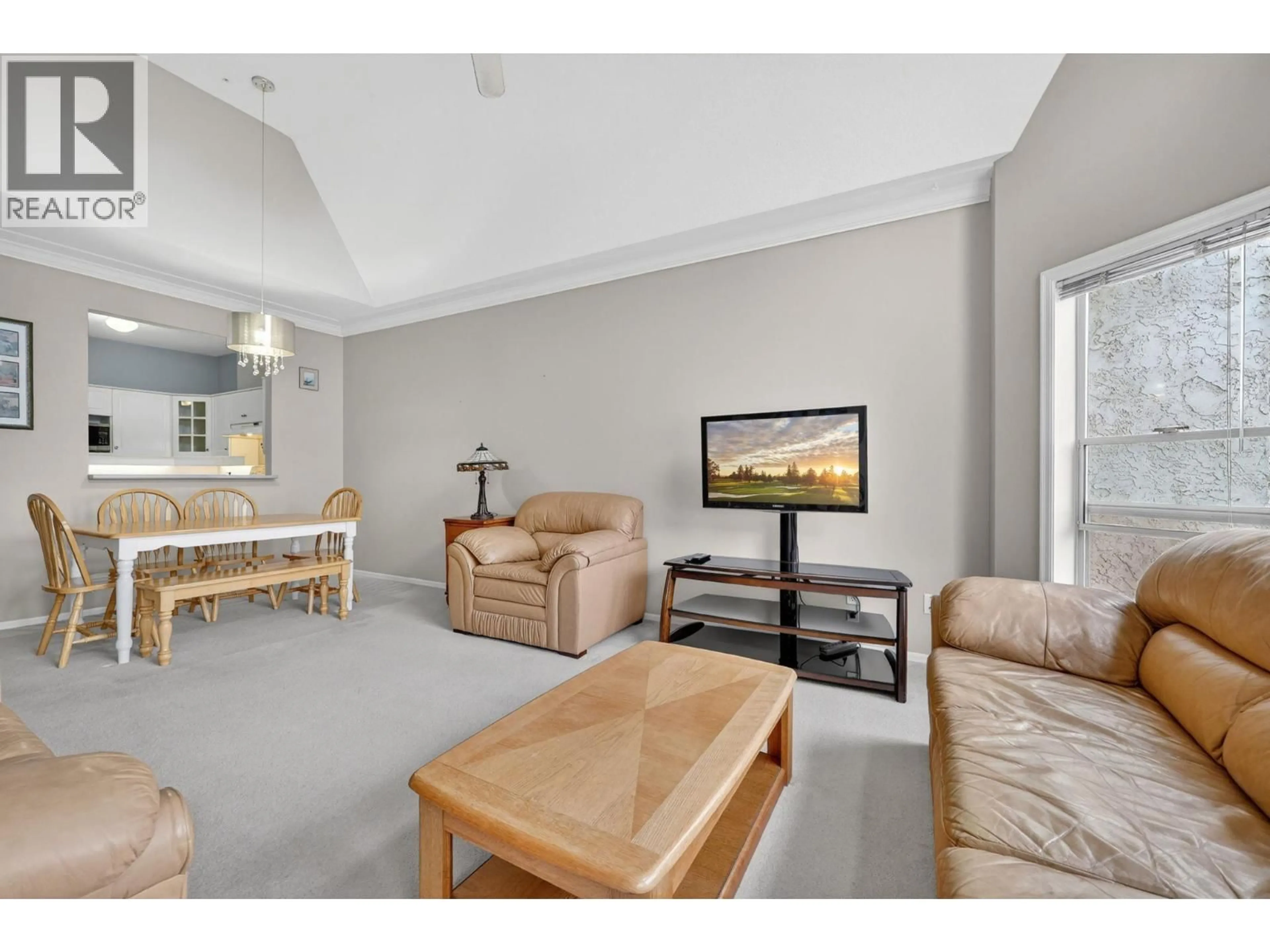 Unknown for 303 - 877 KLO ROAD, Kelowna British Columbia V1Y9R1