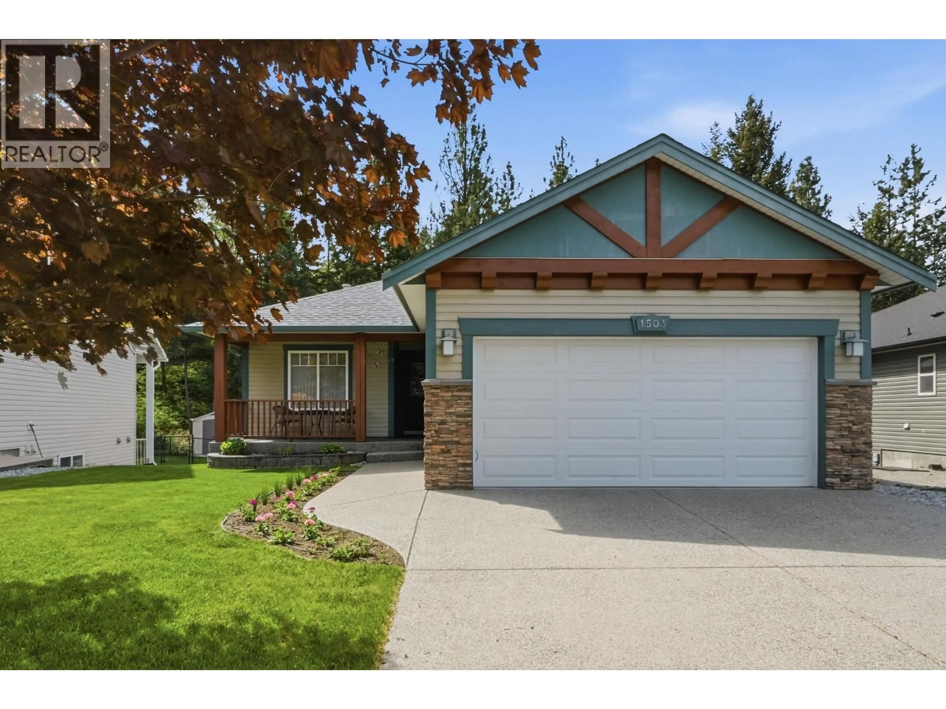 Home with vinyl exterior material, street for 1503 ROSE MEADOW DRIVE, West Kelowna British Columbia V1Z4A7