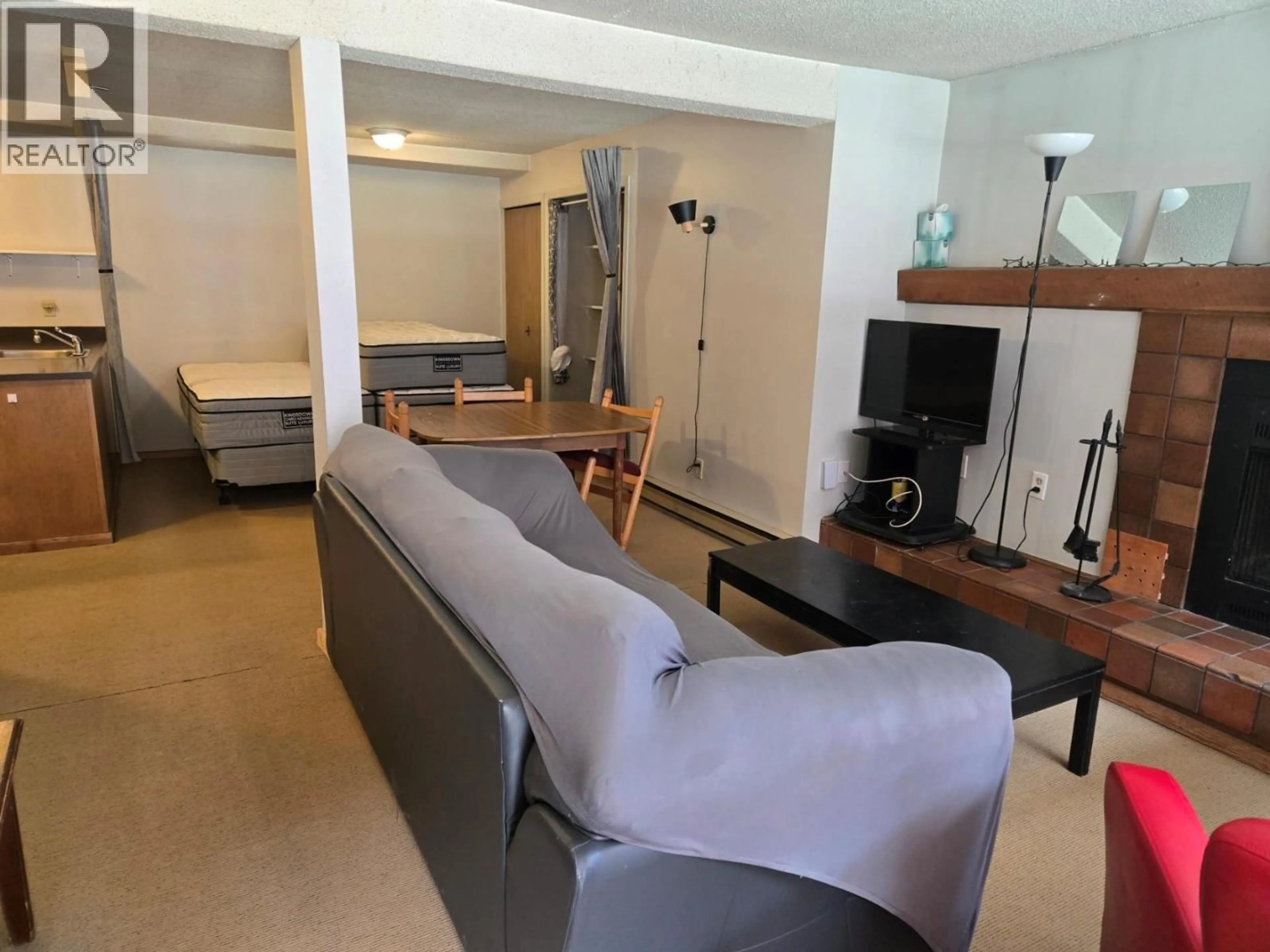 A pic of a room for 319 - 2030 PANORAMA DRIVE, Panorama British Columbia V0A1T0
