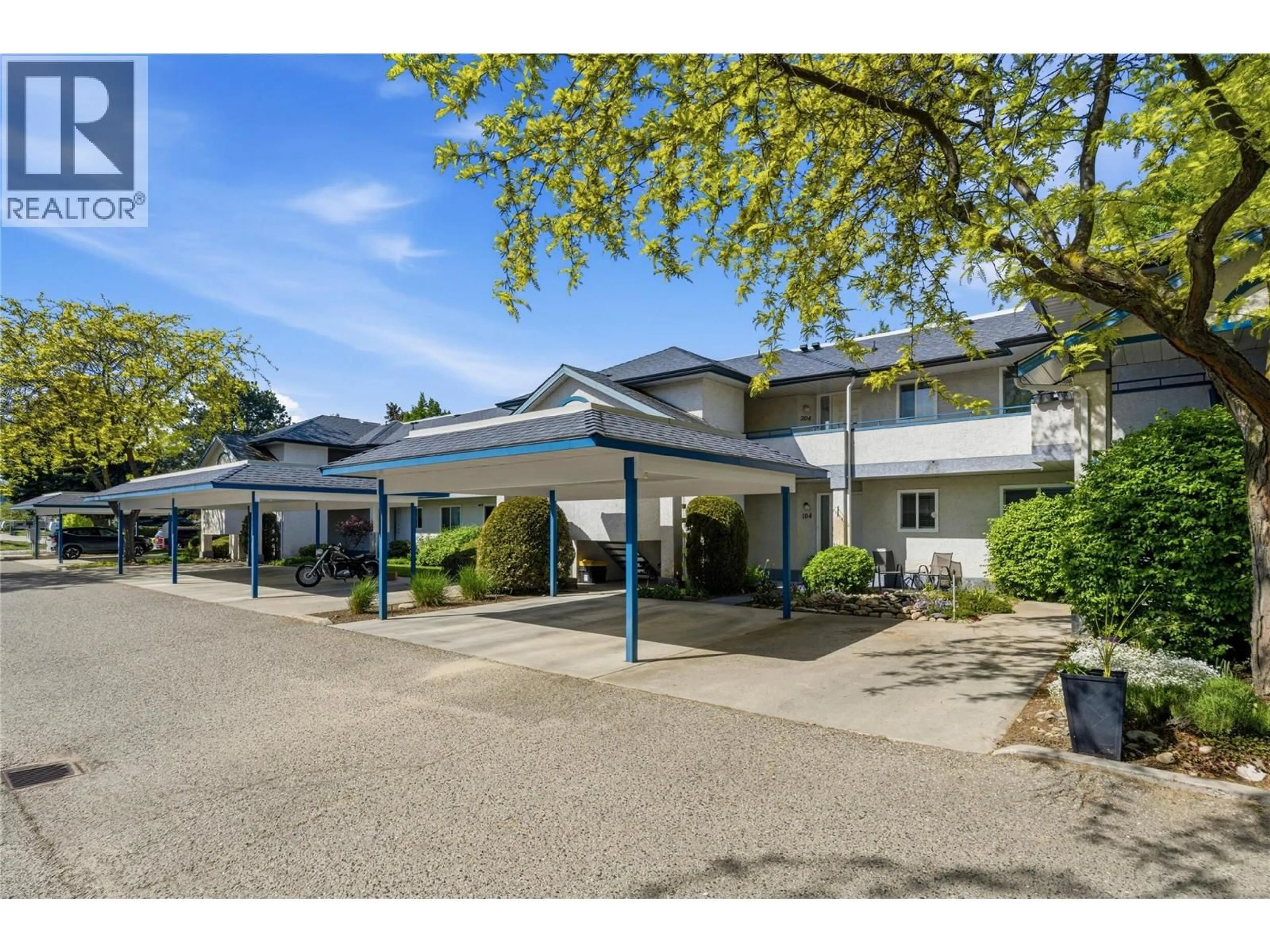 A pic from outside/outdoor area/front of a property/back of a property/a pic from drone, street for 104 - 1480 TERAI ROAD, Kelowna British Columbia V1X7H3