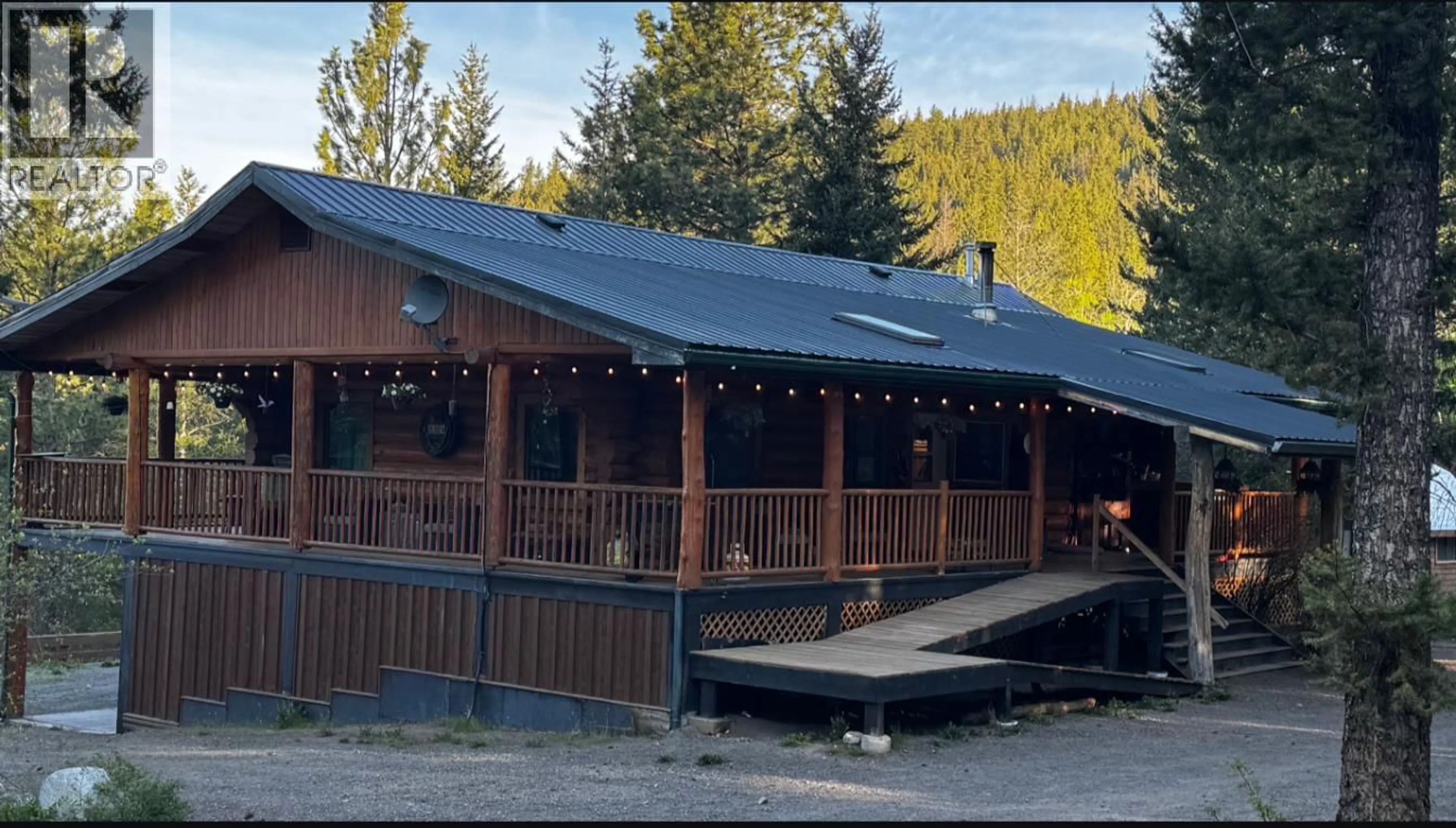 Patio, unknown for 581 KANE VALLEY ROAD, Merritt British Columbia V1K1M9