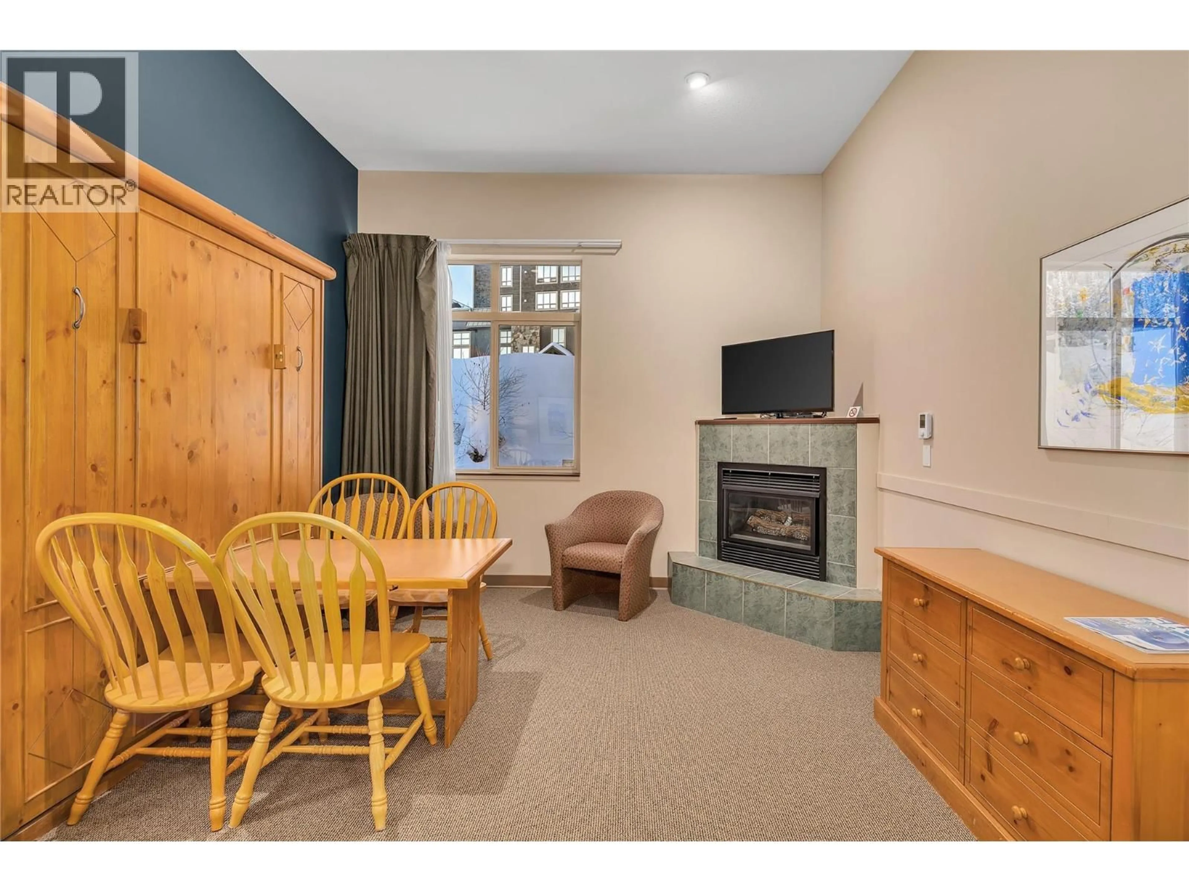 Living room with furniture, unknown for 117 - 5340 BIG WHITE ROAD, Big White British Columbia V1P1P3