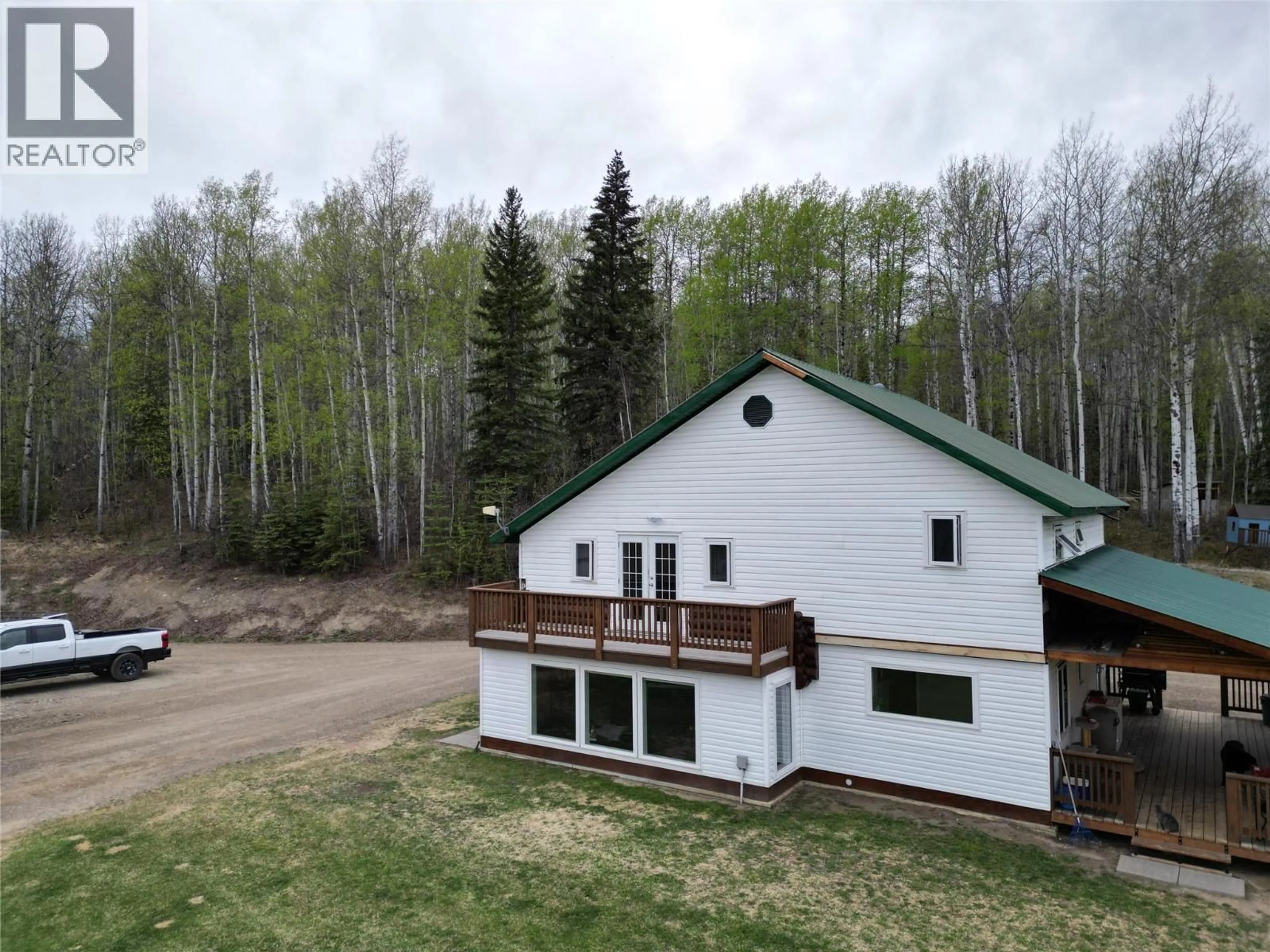 A pic from outside/outdoor area/front of a property/back of a property/a pic from drone, unknown for 2923 NICHOLS OTHER, Chetwynd British Columbia V0C1J0