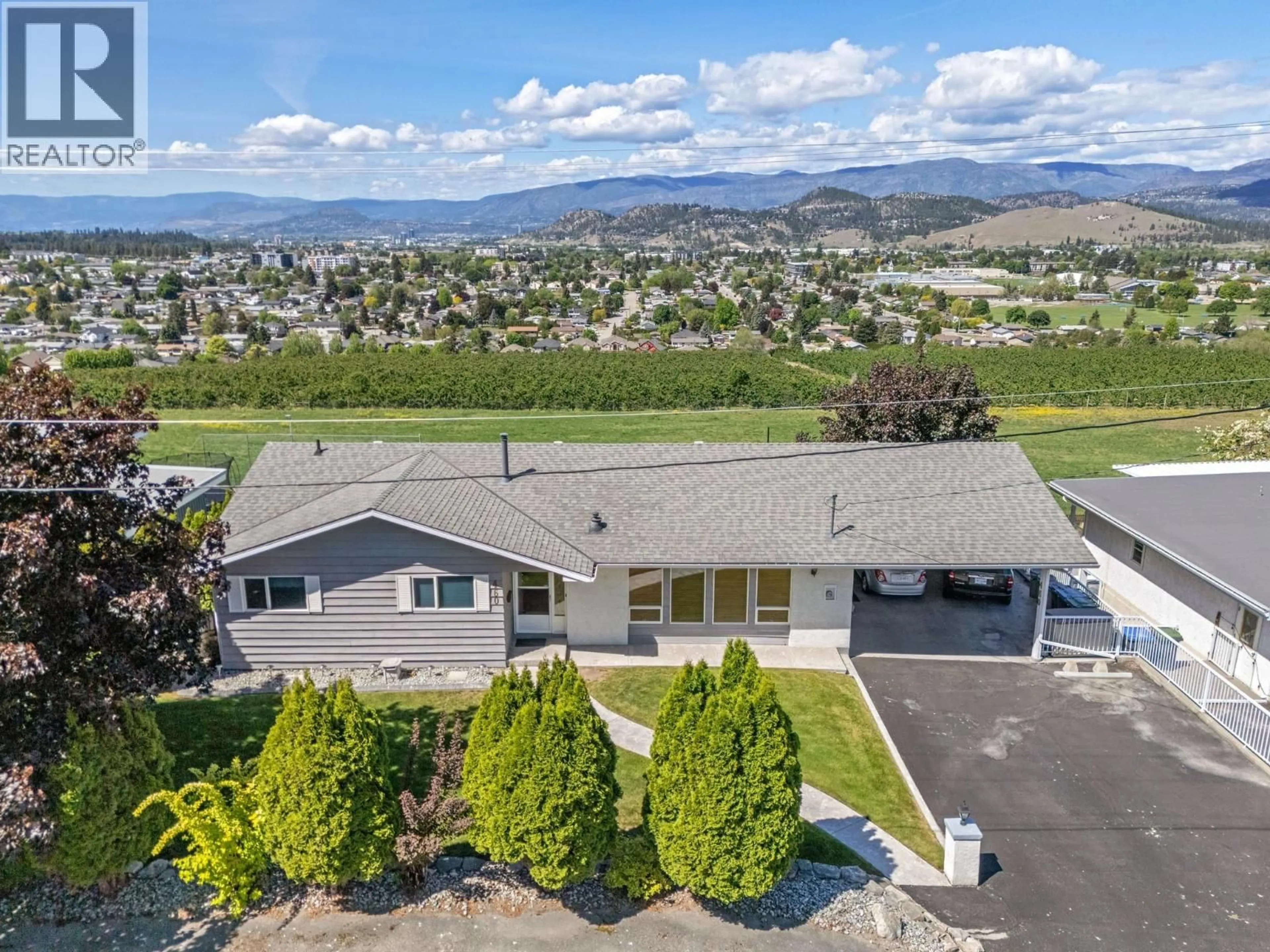 A pic from outside/outdoor area/front of a property/back of a property/a pic from drone, mountain view for 460 EL CAMINO ROAD, Kelowna British Columbia V1X2R9