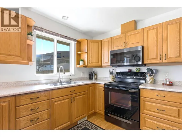 1411 PEARS PLACE, Ashcroft 4
