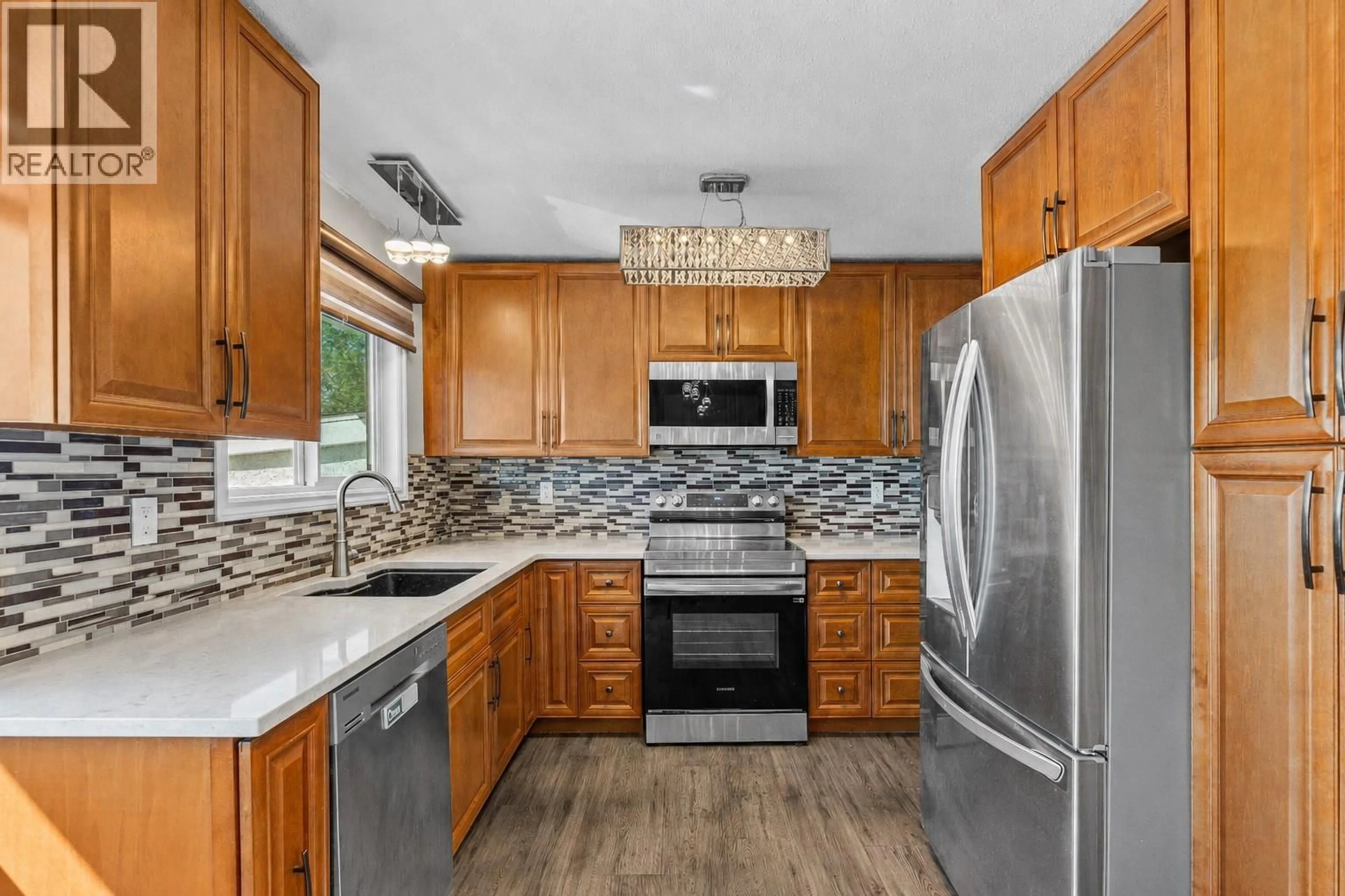 Unknown for 2946 SPRINGFIELD ROAD, Kelowna British Columbia V1X4N7