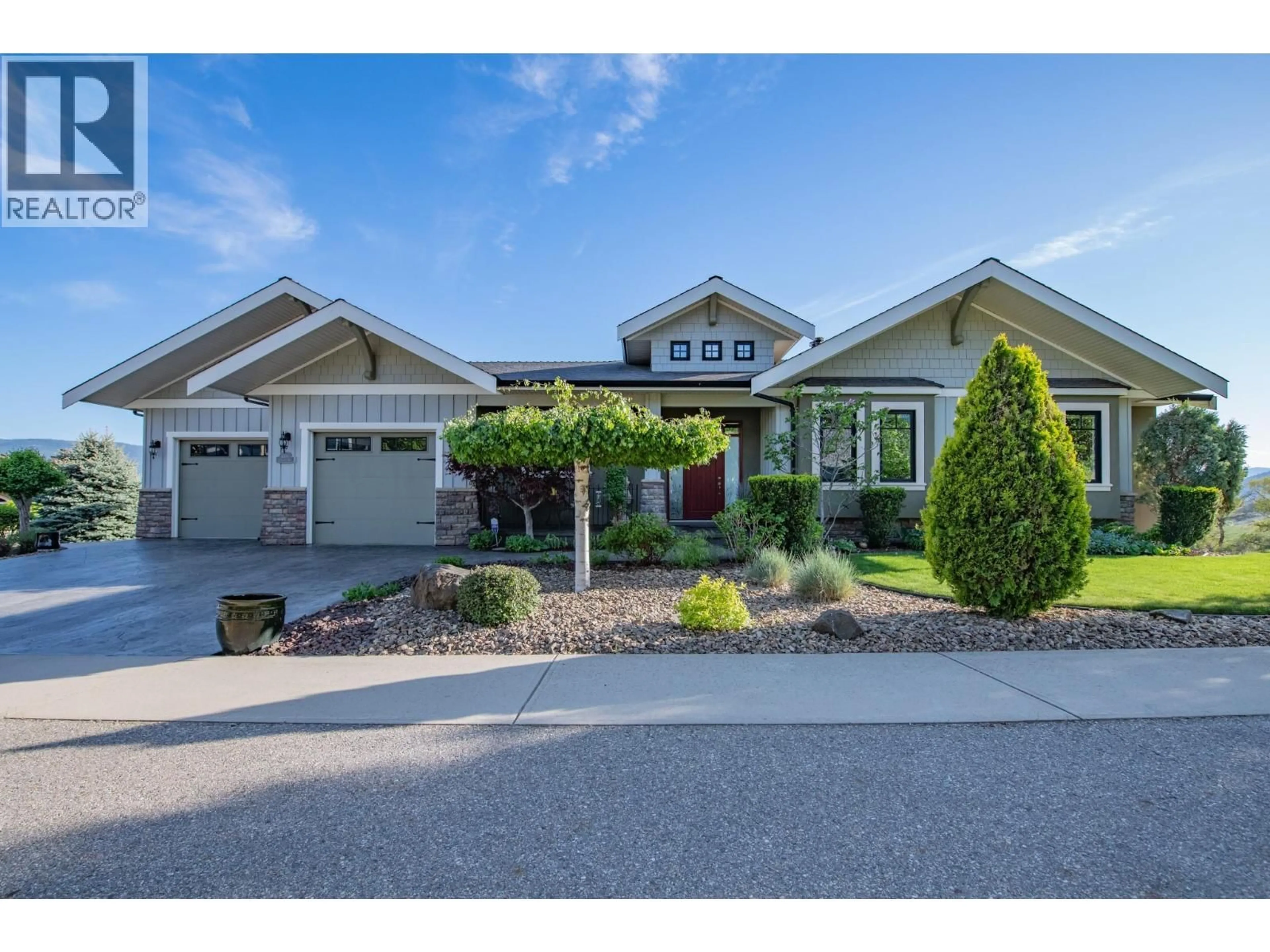 Home with vinyl exterior material, street for 4300 CAMELBACK WAY, Vernon British Columbia V1T9W4