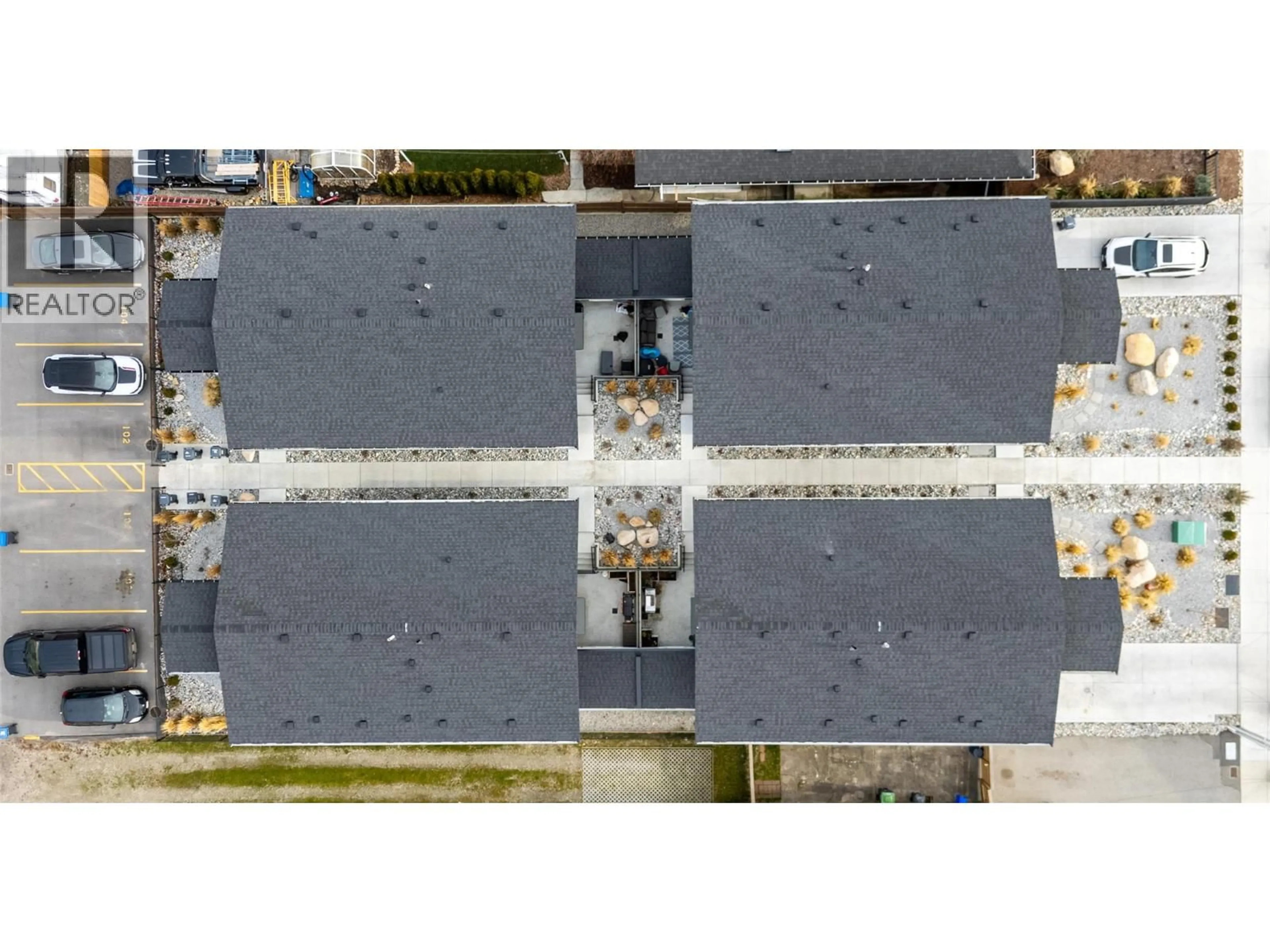 A pic from outside/outdoor area/front of a property/back of a property/a pic from drone, building for 101 - 241 NELSON AVENUE, Penticton British Columbia V2A2L1