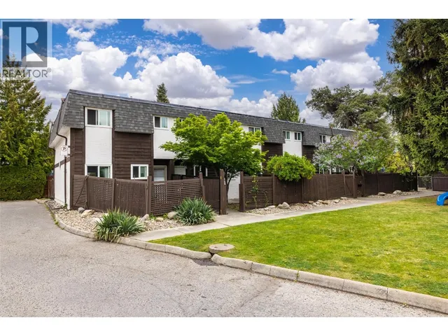 2 - 3135 WALNUT STREET, Kelowna 2