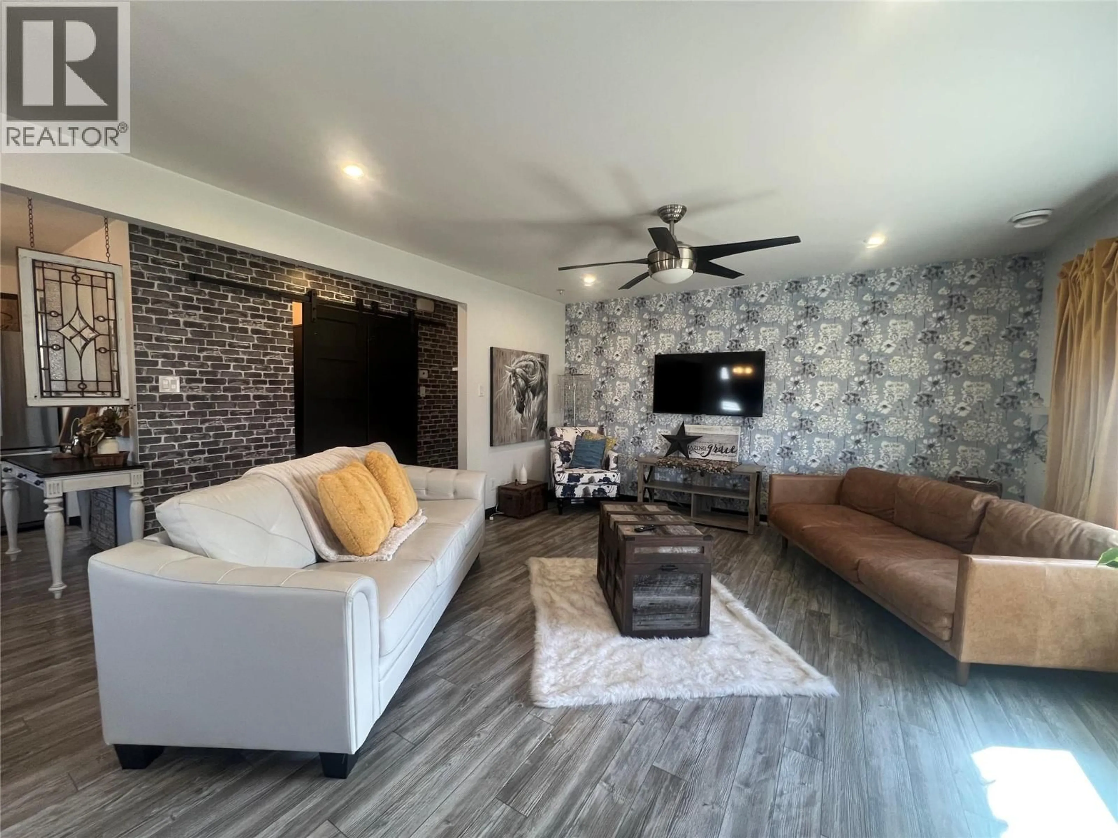 Living room with furniture, unknown for 1116 96A AVENUE, Dawson Creek British Columbia V1G1M8