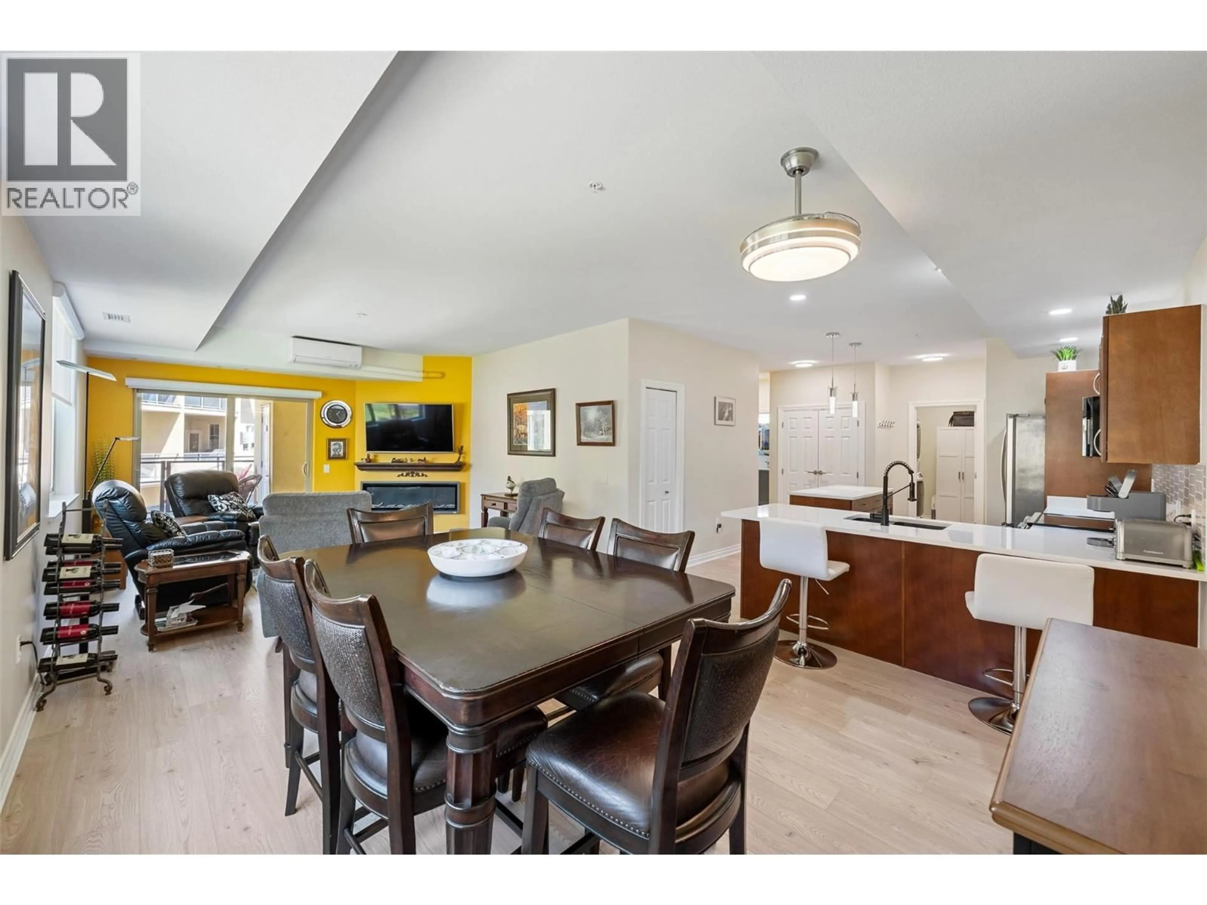 Open concept kitchen, unknown for 107B - 921 SPILLWAY ROAD, Oliver British Columbia V0H1T8